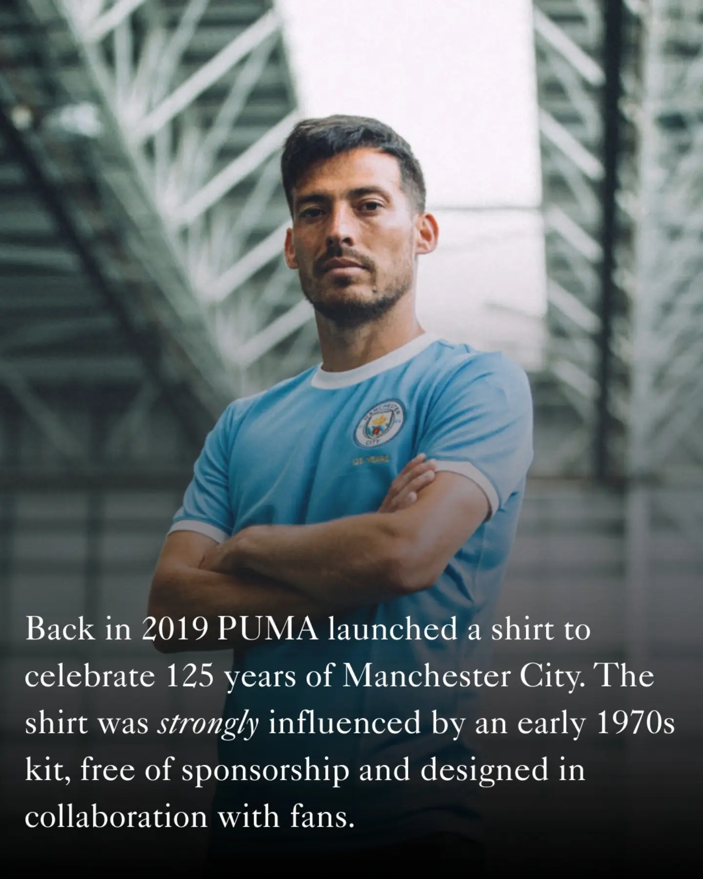 𝑫𝑰𝑫 𝒀𝑶𝑼 𝑲𝑵𝑶𝑾 In 2019, Manchester City wore a shirt to