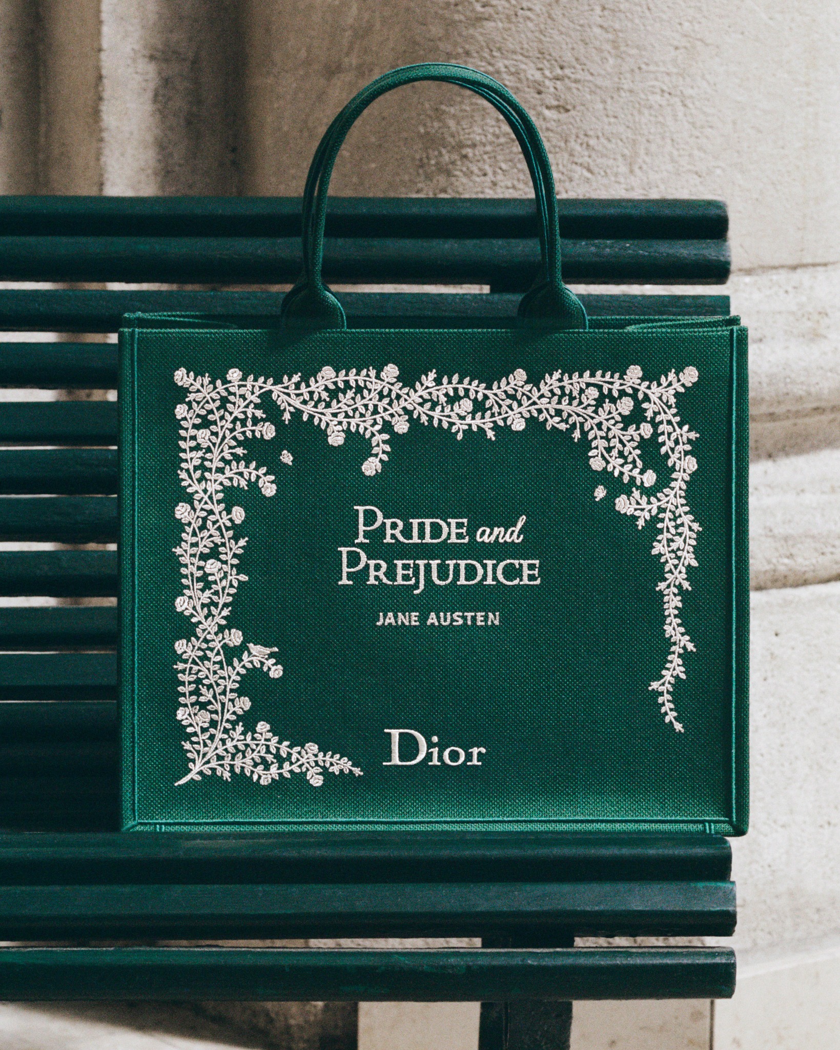 Dior - Dior added a new photo