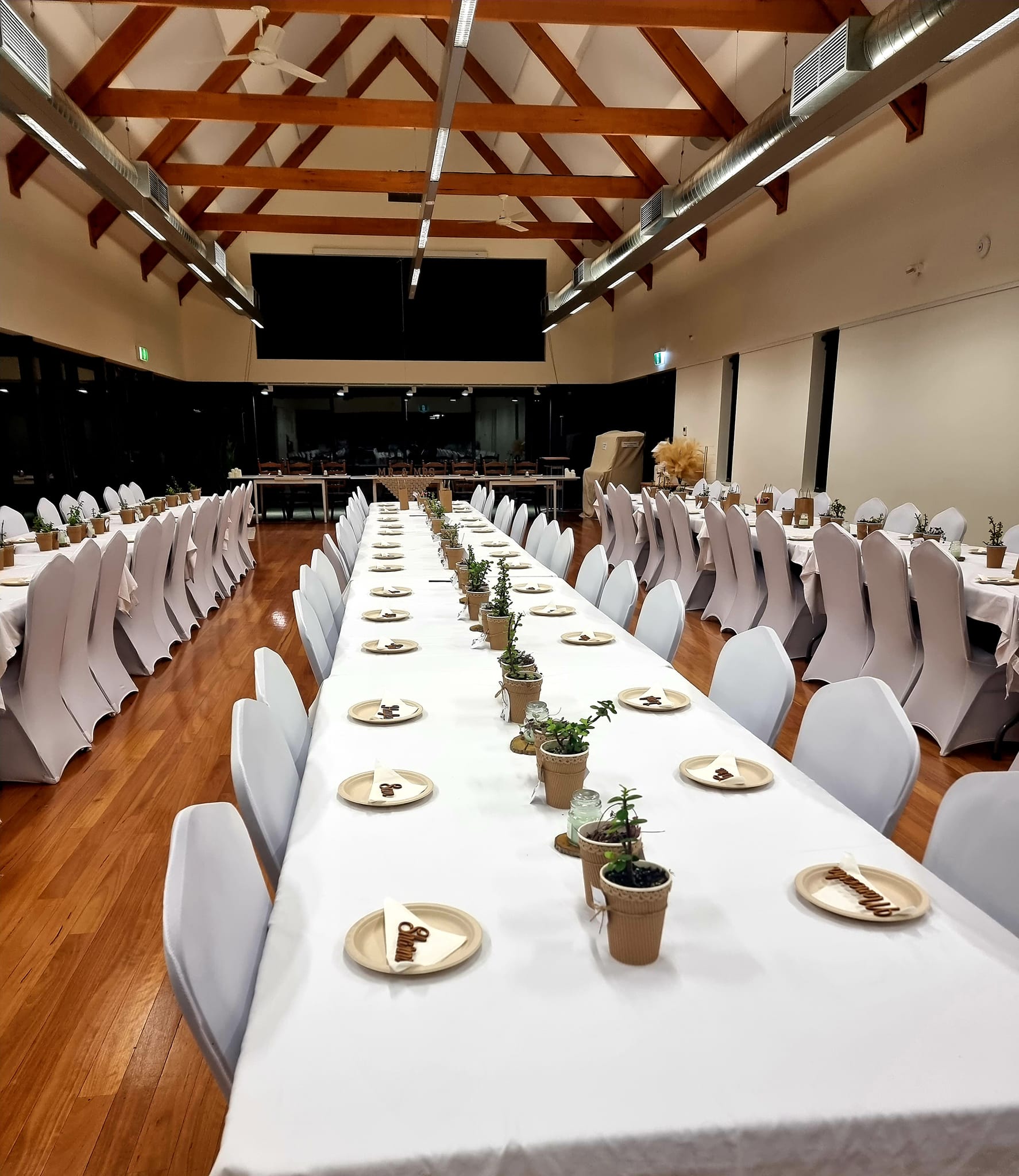 Hire Me Gippsland | Morwell VIC