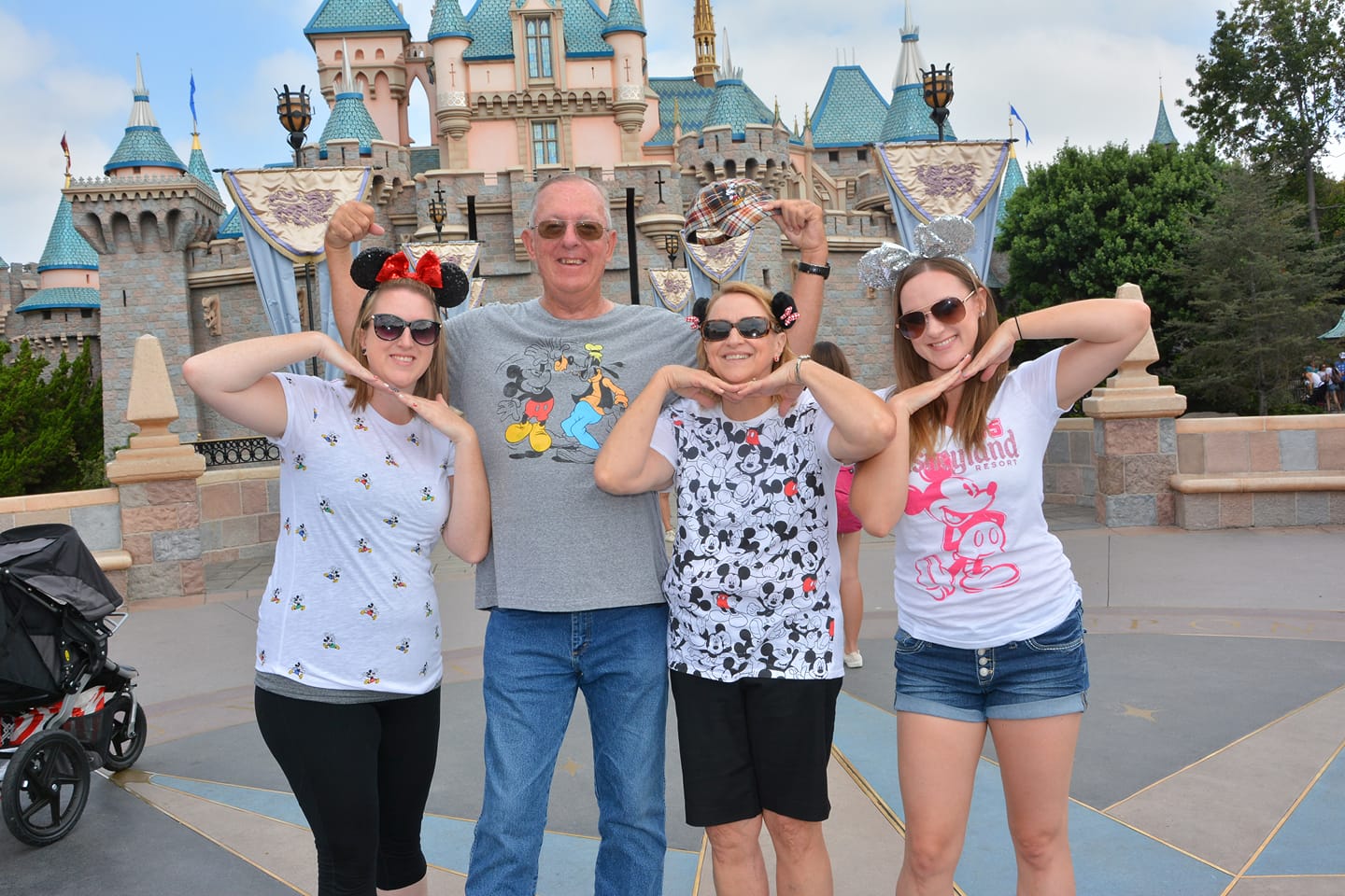 Ron Ridley (@ron.ridley.54) • Facebook, Connect with friends