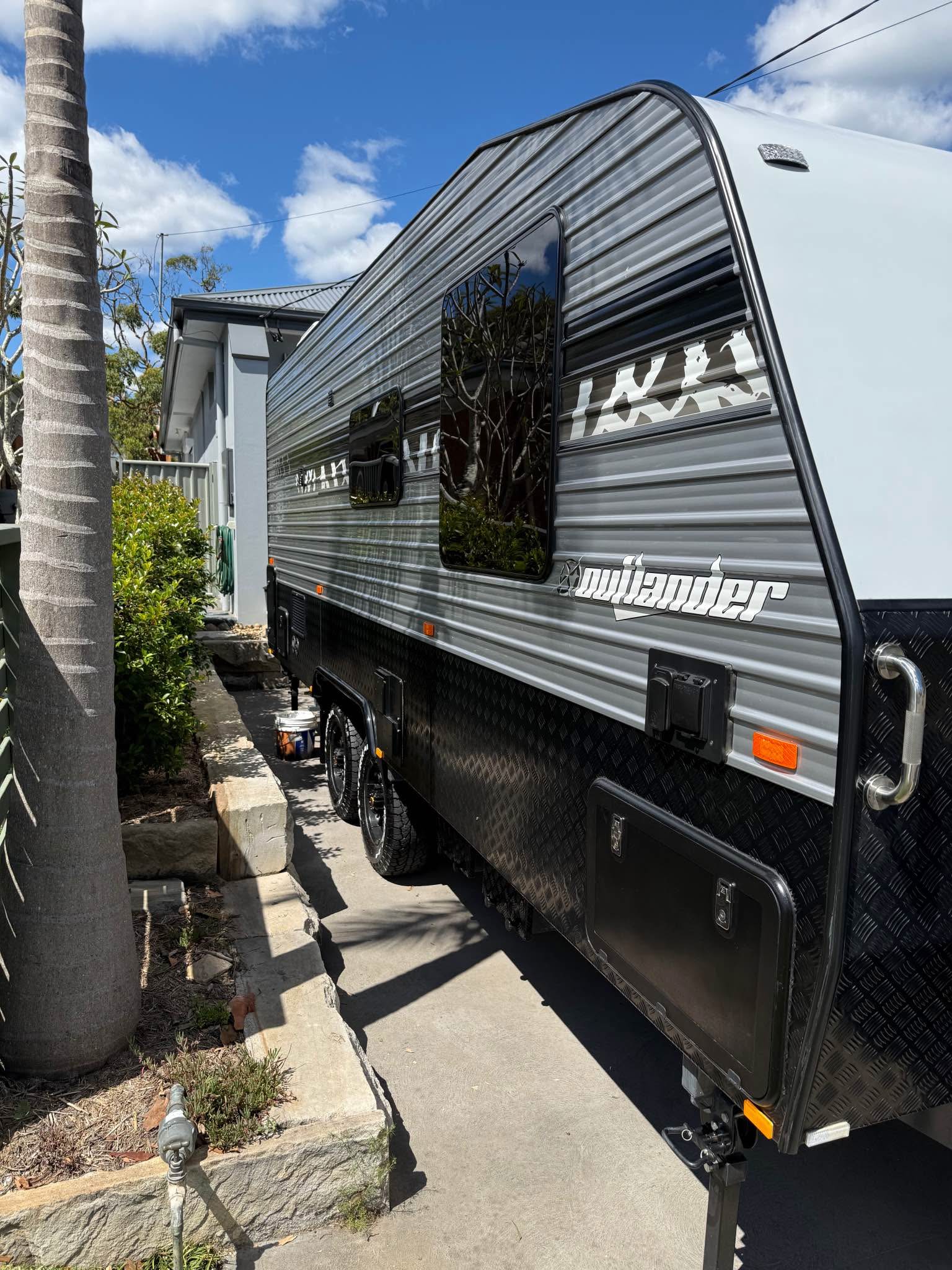 2021 ESSENTIAL OUTLANDER semi off road caravan - RVs & Campers - Bateau ...
