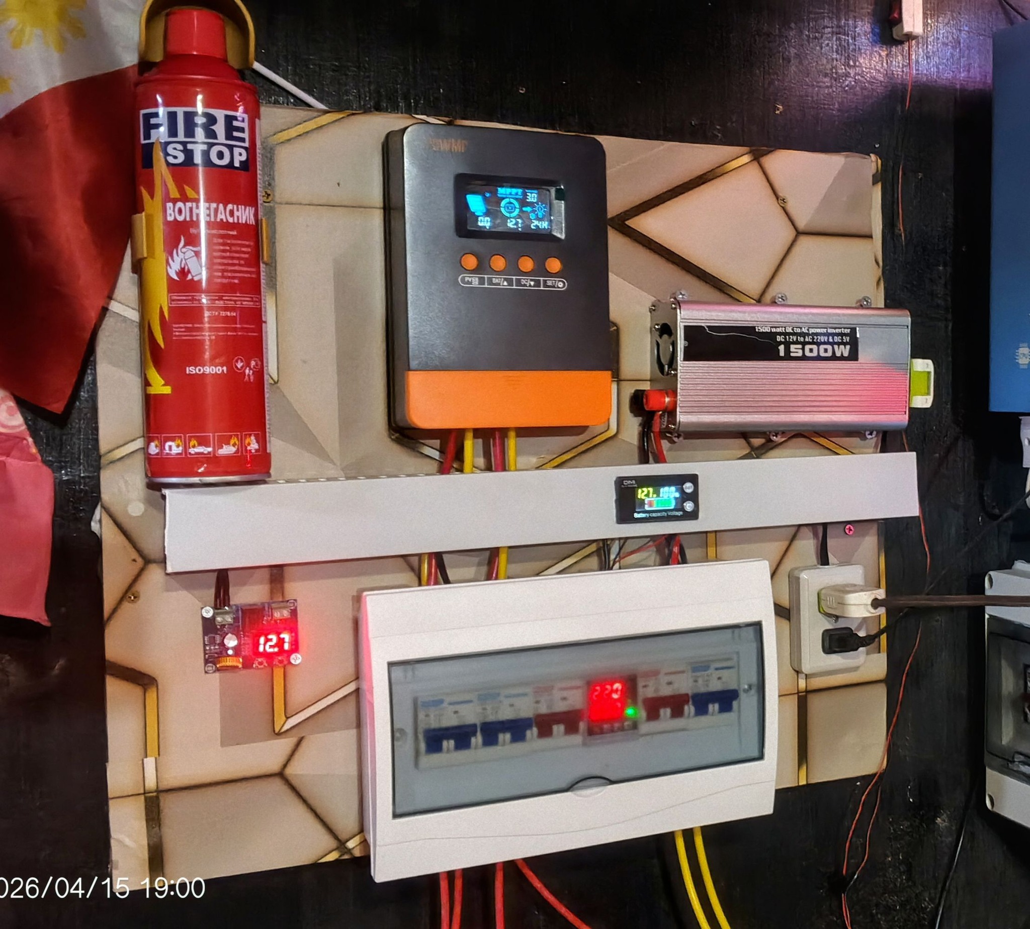 専用2 Solar off-grid Small set-up☀️☀️☀️ ‎ ‎ ‎1KW INVERTER