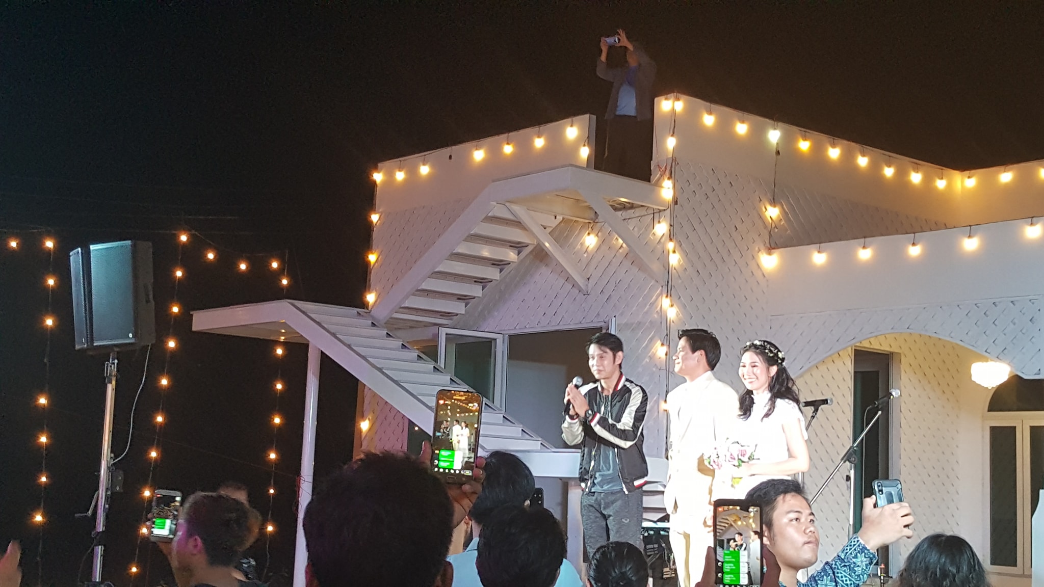 งานแต่งงา... - วงดนตรีบีคอสมิวสิค Becuz Music โทร 091-179-2019 | Facebook