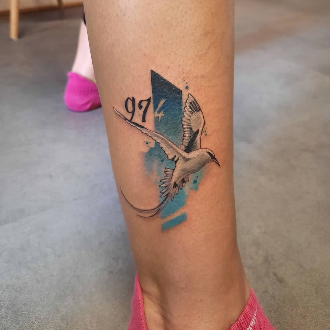 Tatouage Paille En Queue Femme