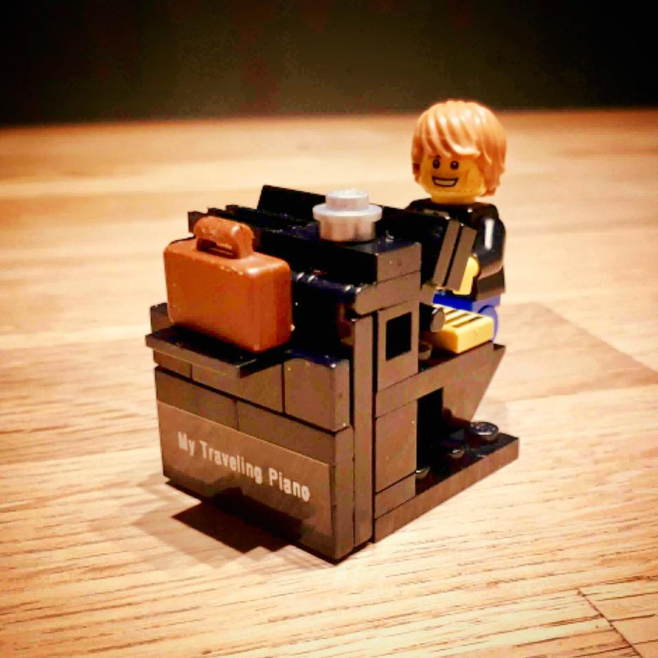 Mich Gibt Es Jetzt Auch Als Lego Figur My Traveling Piano