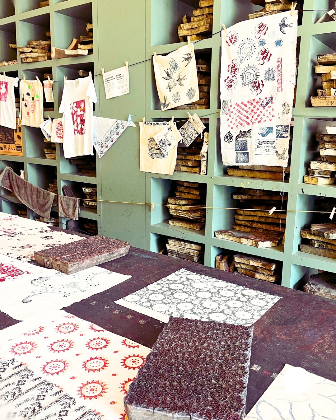 Grand Foulard Voile De Coton Imprimé Musée Des Étoffes De Mulhouse - Vintage Multicolore - Occasion