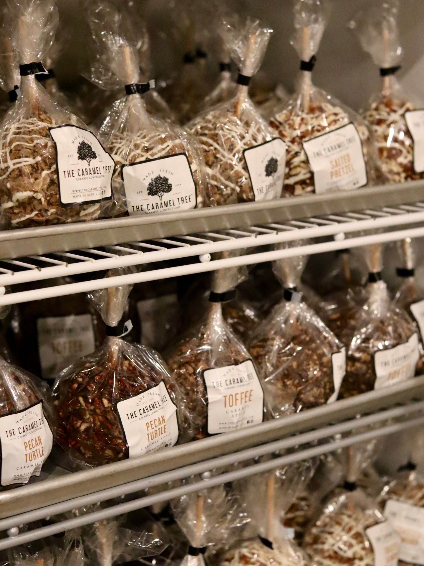 🍏 How long do our caramel apples stay... - The Caramel Tree | Facebook