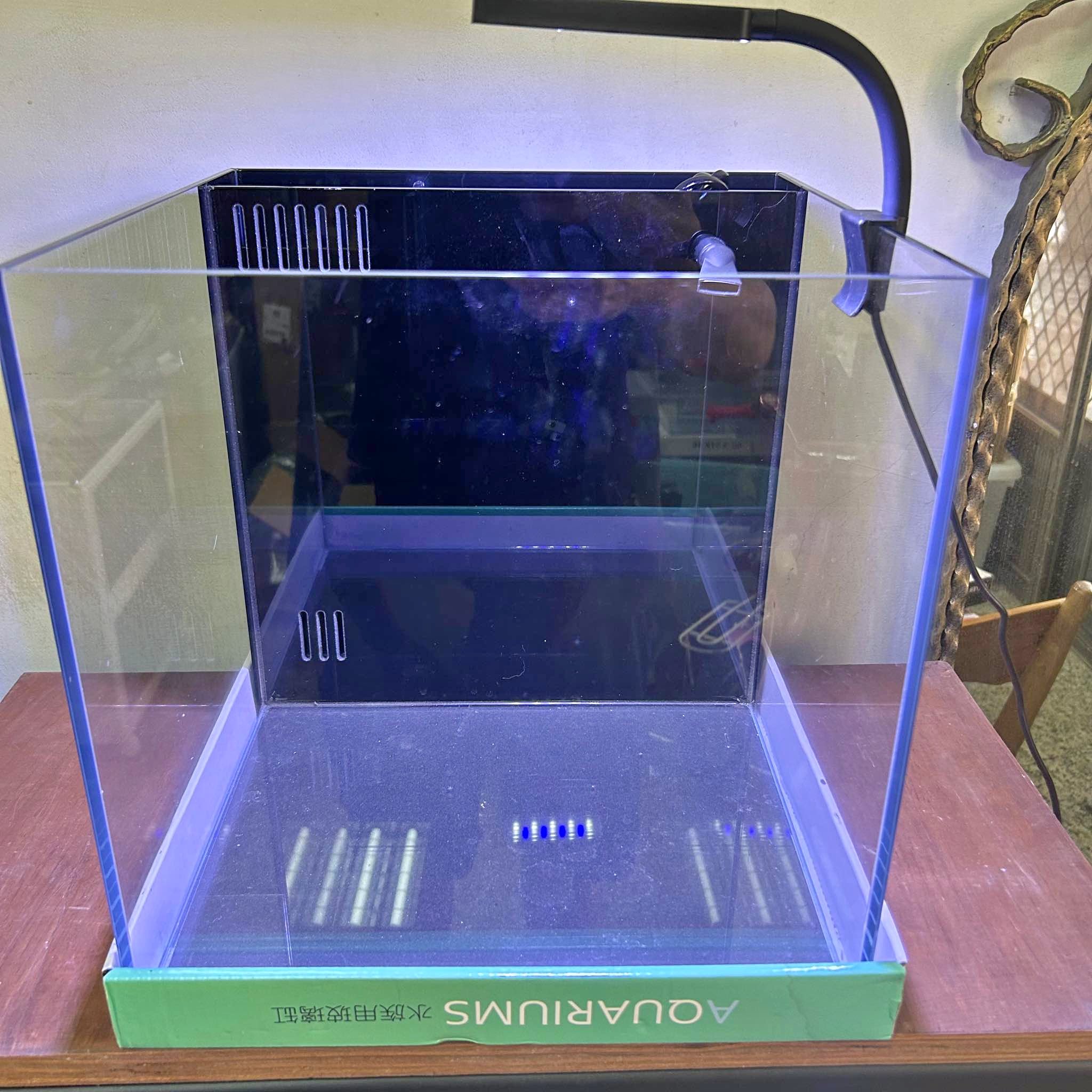 售全新YiDing 超白背濾套缸（台中大里） - Aquariums - Taichung, Taiwan | Facebook ...