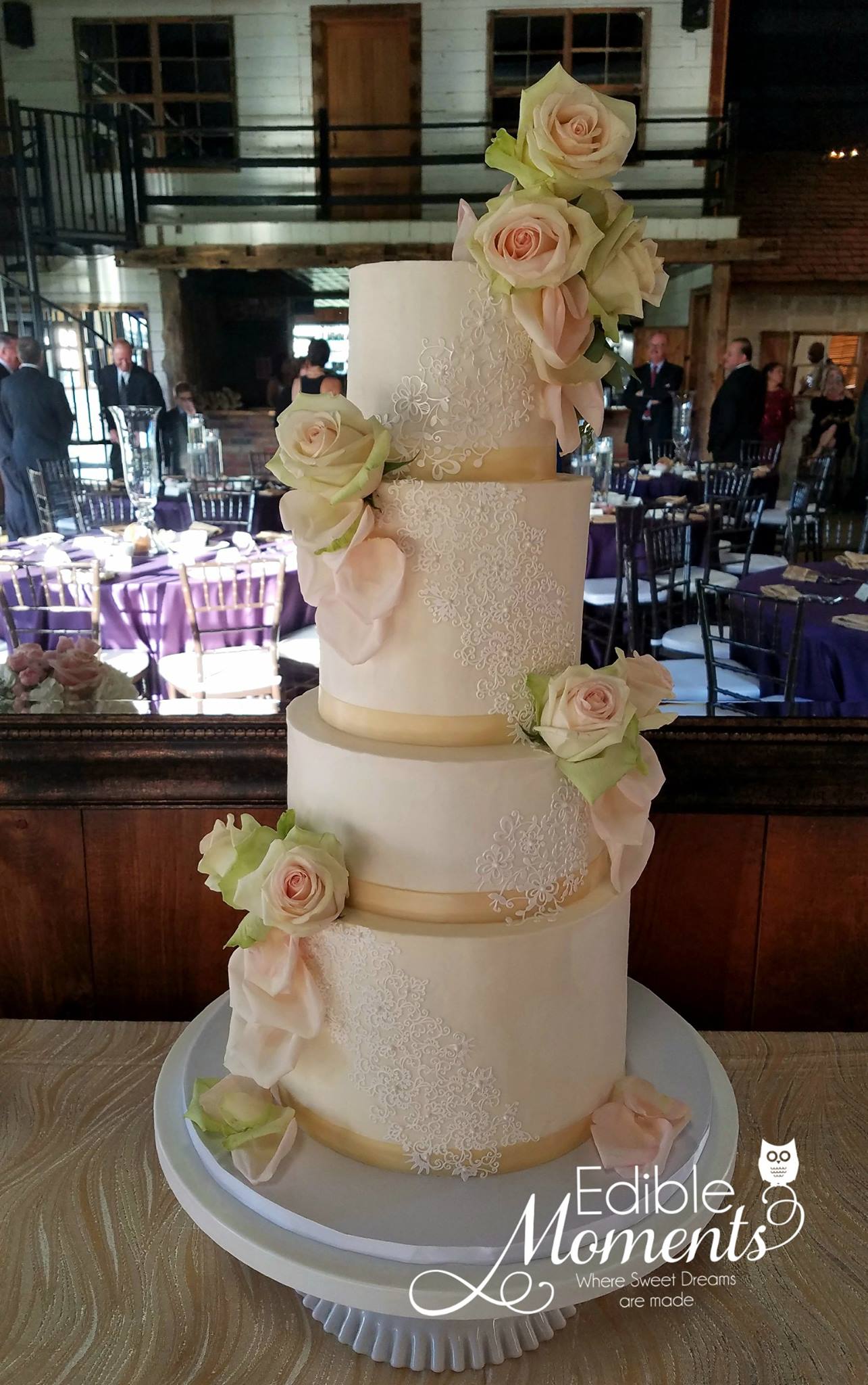 Edible Moments - Congratulations to Randi & Keith who got... | Facebook