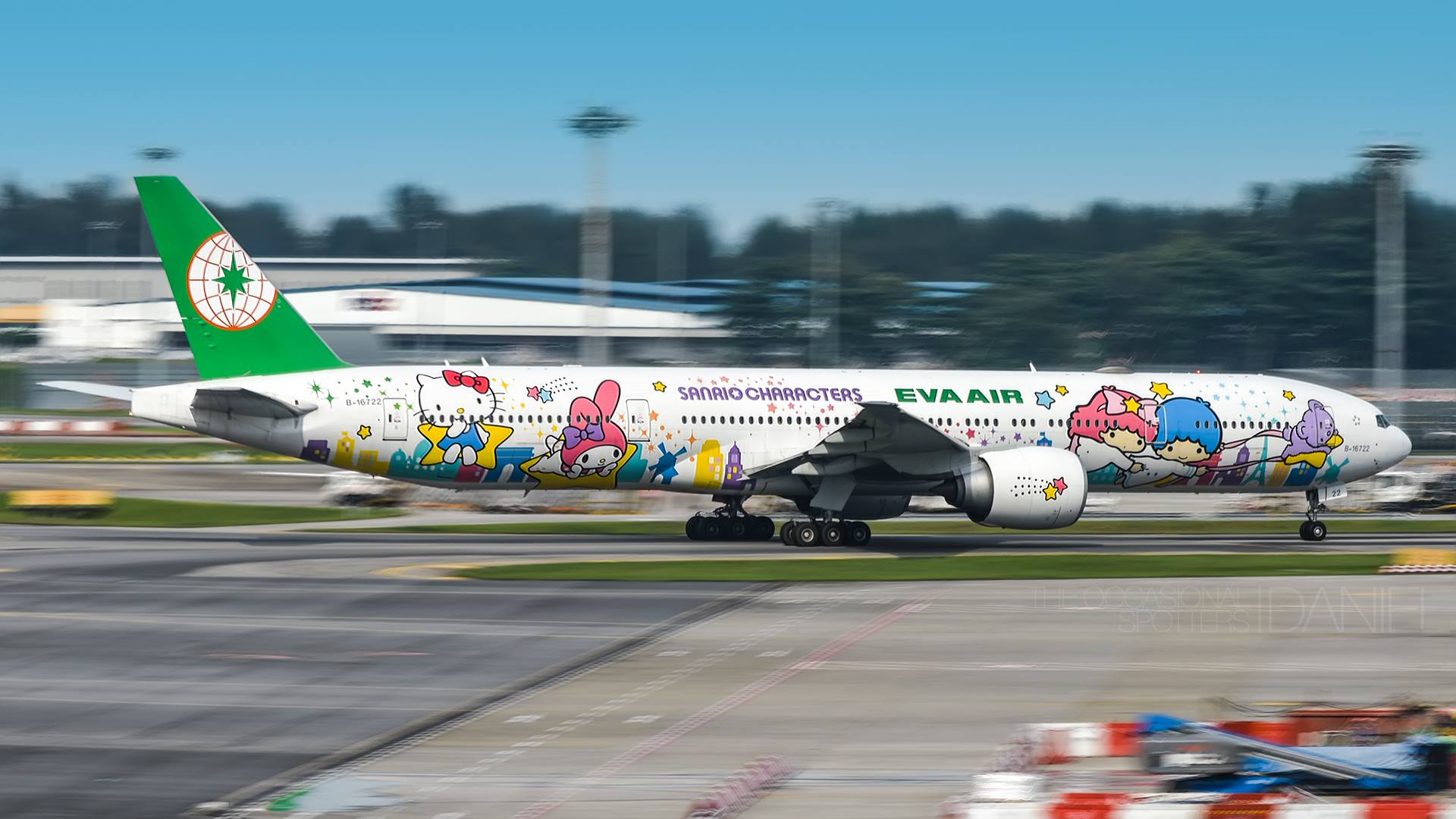 Nintendo meets Sanrio [T] All Nippon Airways Boeing 787-9