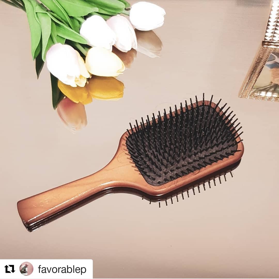 SEPHORA - 🎉 แปรงหวีผม Aveda ตอนแรกก็ไม่ได้รู้สรรพคุณอะไร แต่ไปลอง ...