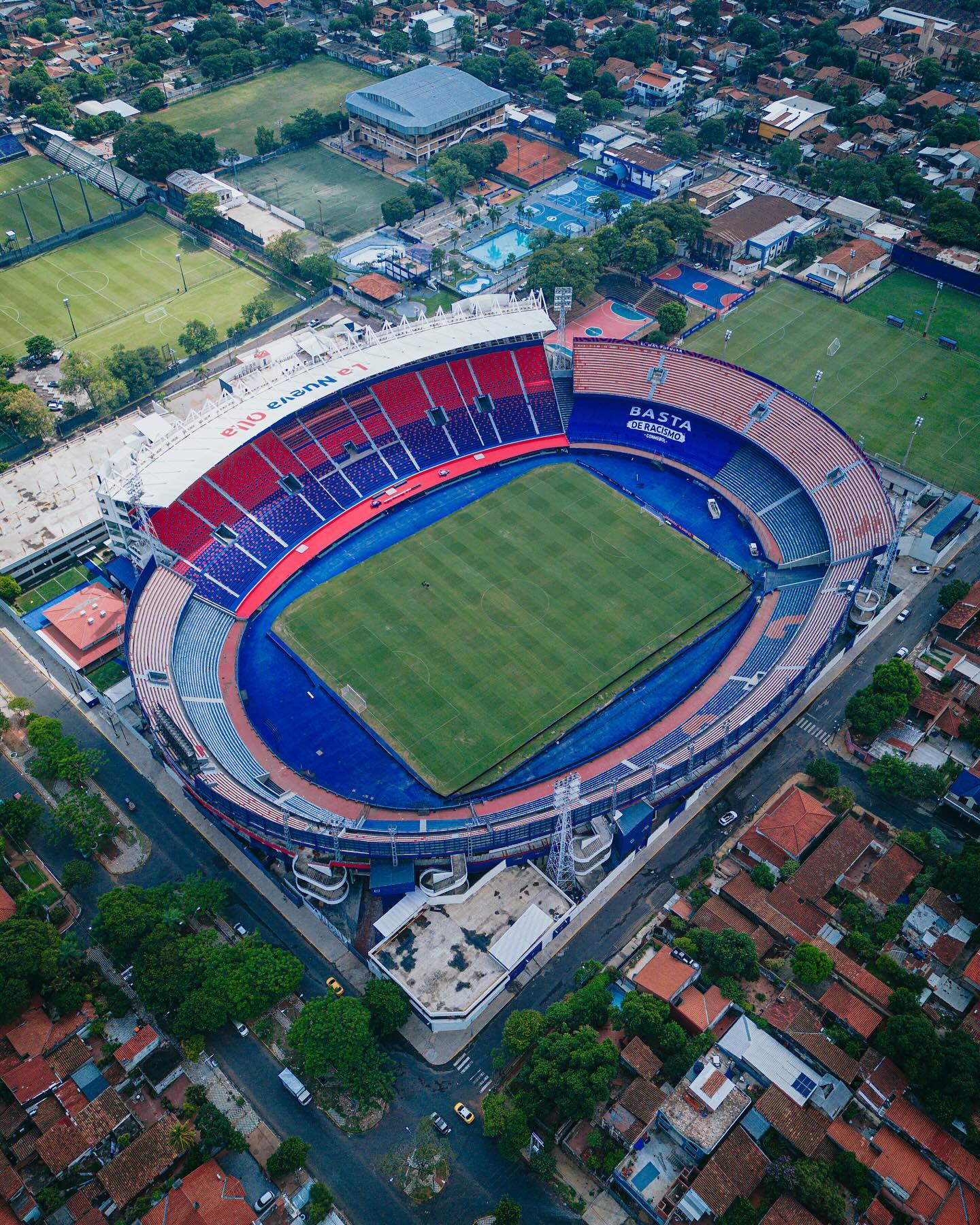 Estadios - ESTADIO GENERAL PABLO ROJAS Popularmente conocido como La ...