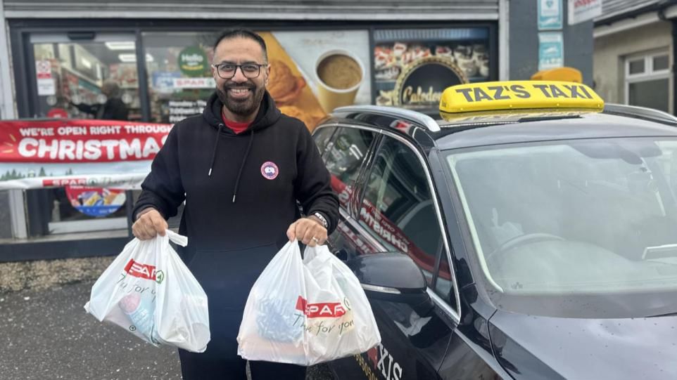 PHTM - 👏👏👏 WELL DONE TO KIND HEARTED FIFE TAXI DRIVER TARIQ ALI - He ...