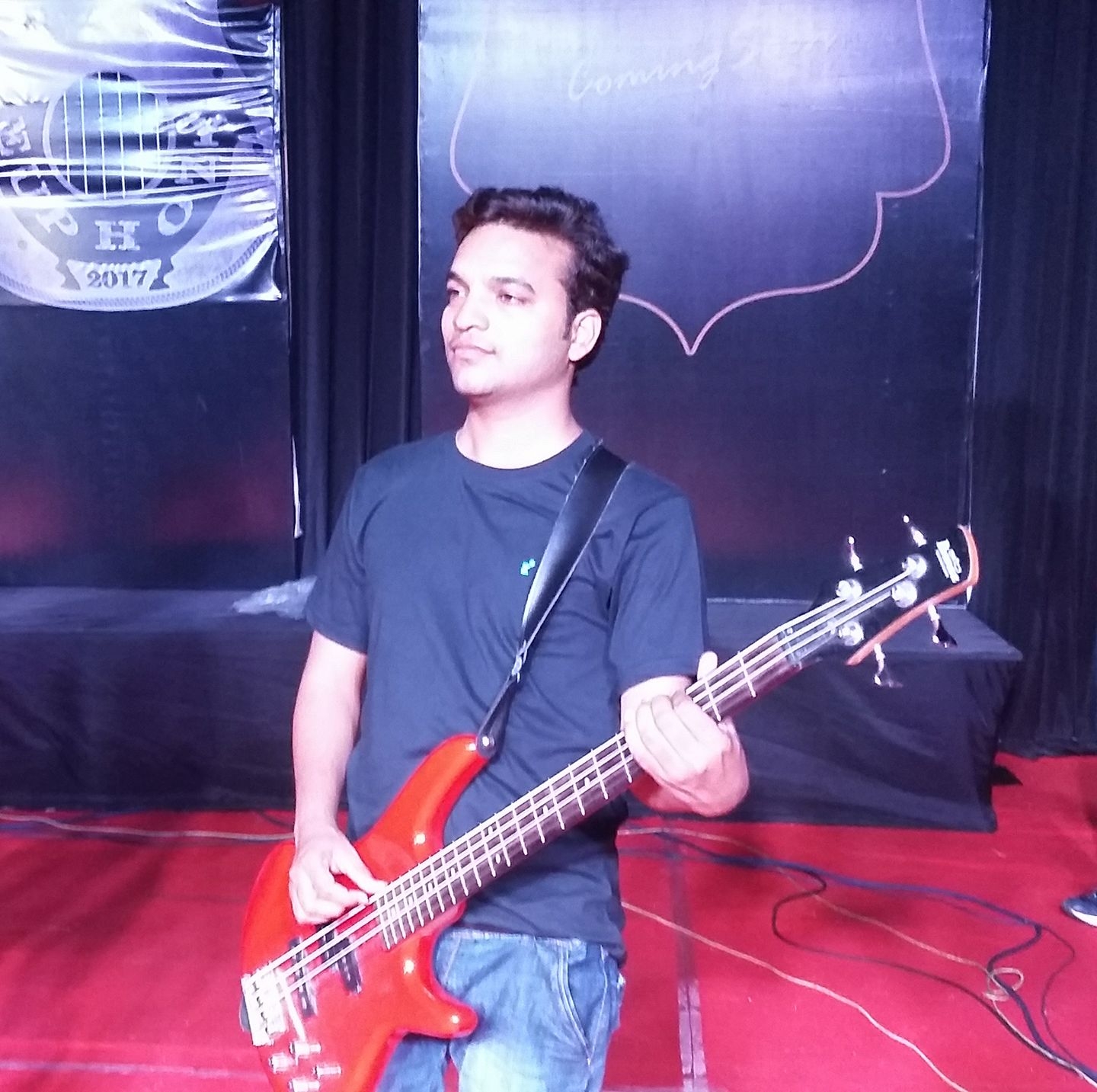 Turning the guitar into a rhythm machine! 🎸🔥 A blend of Beatboxing ...