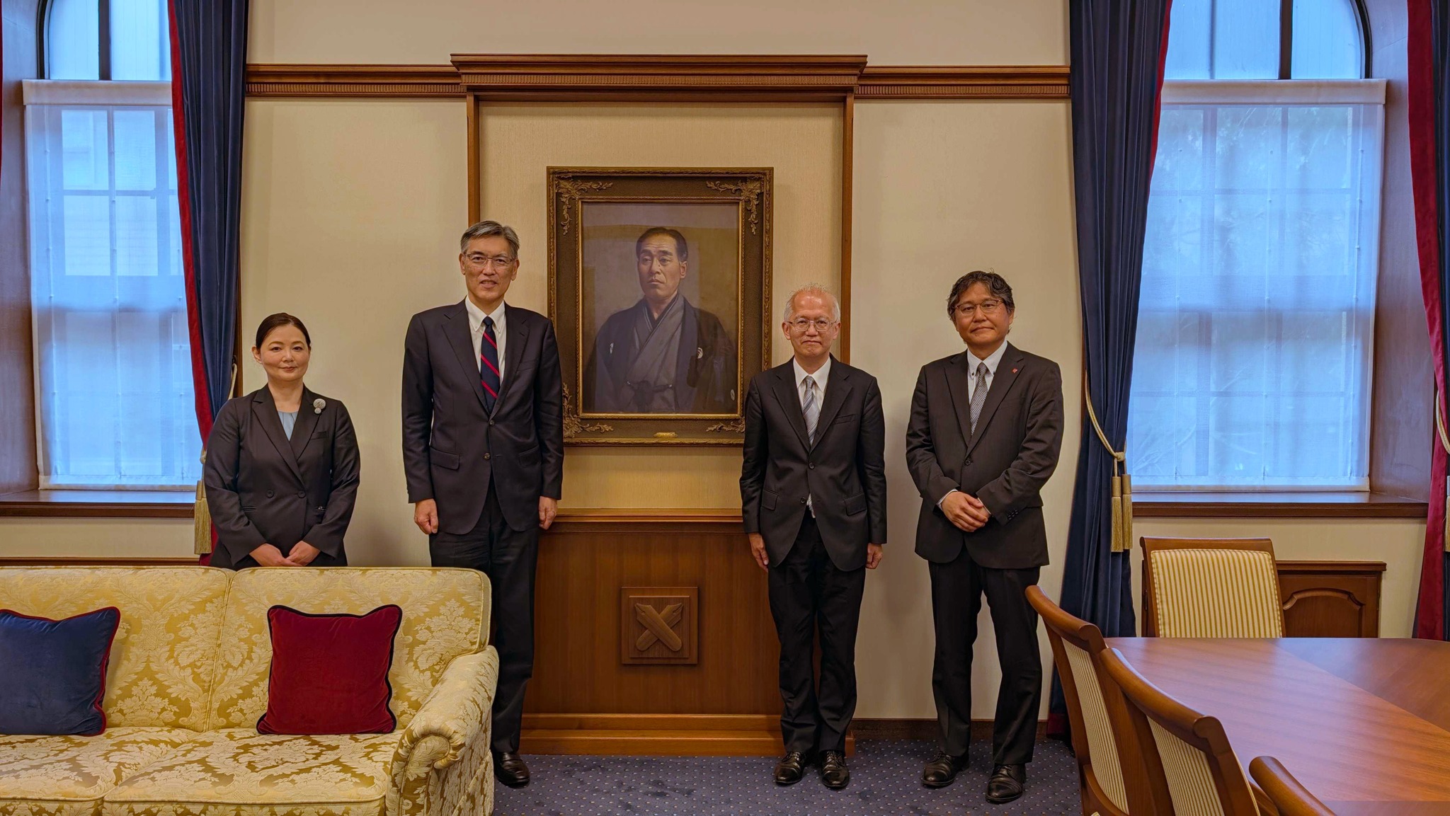 慶應義塾 / Keio University added a - 慶應義塾 / Keio University