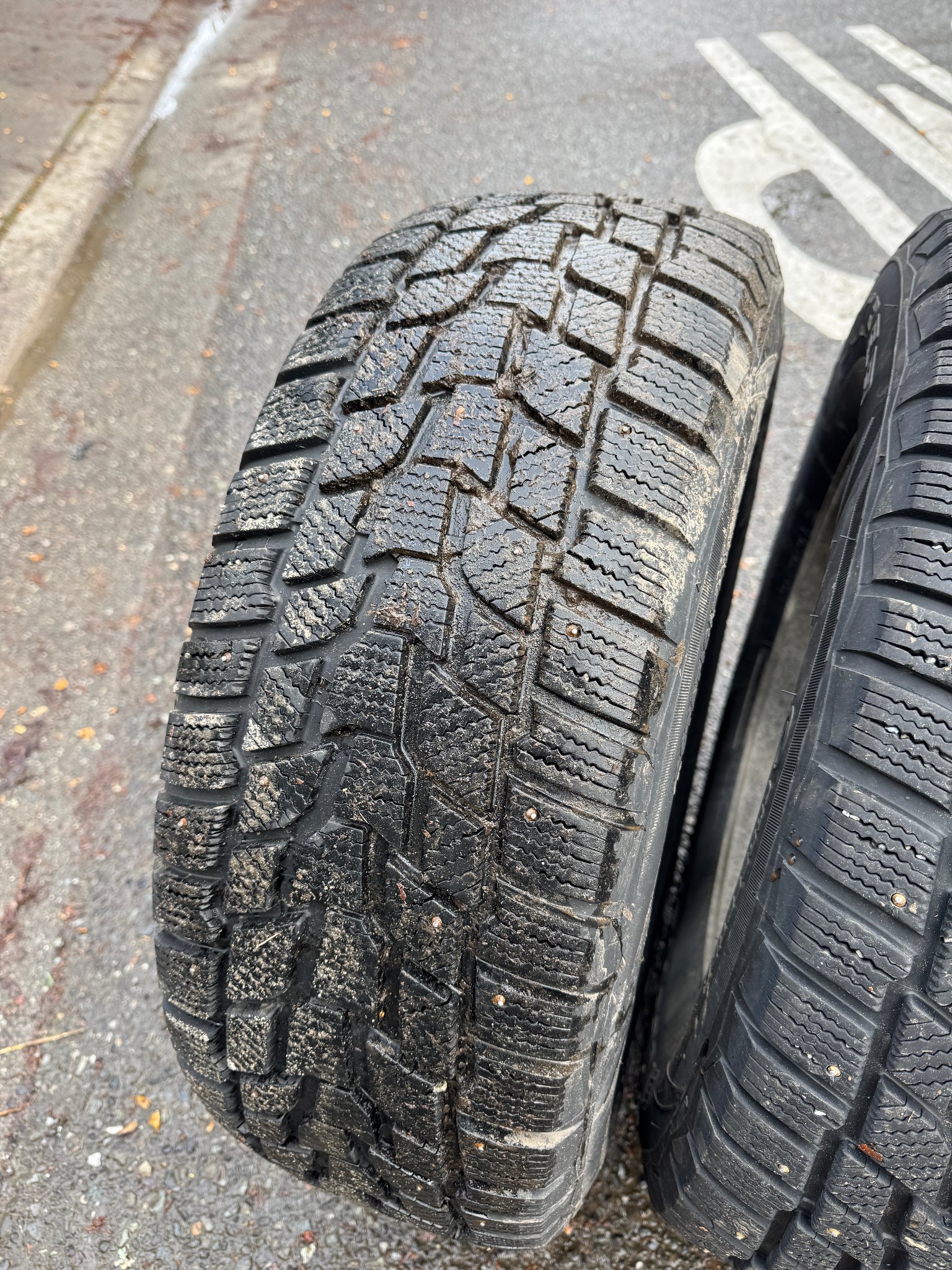 Cooper Evolution Winter studded snow tires on RAV4 wheels - Car Wheels ...