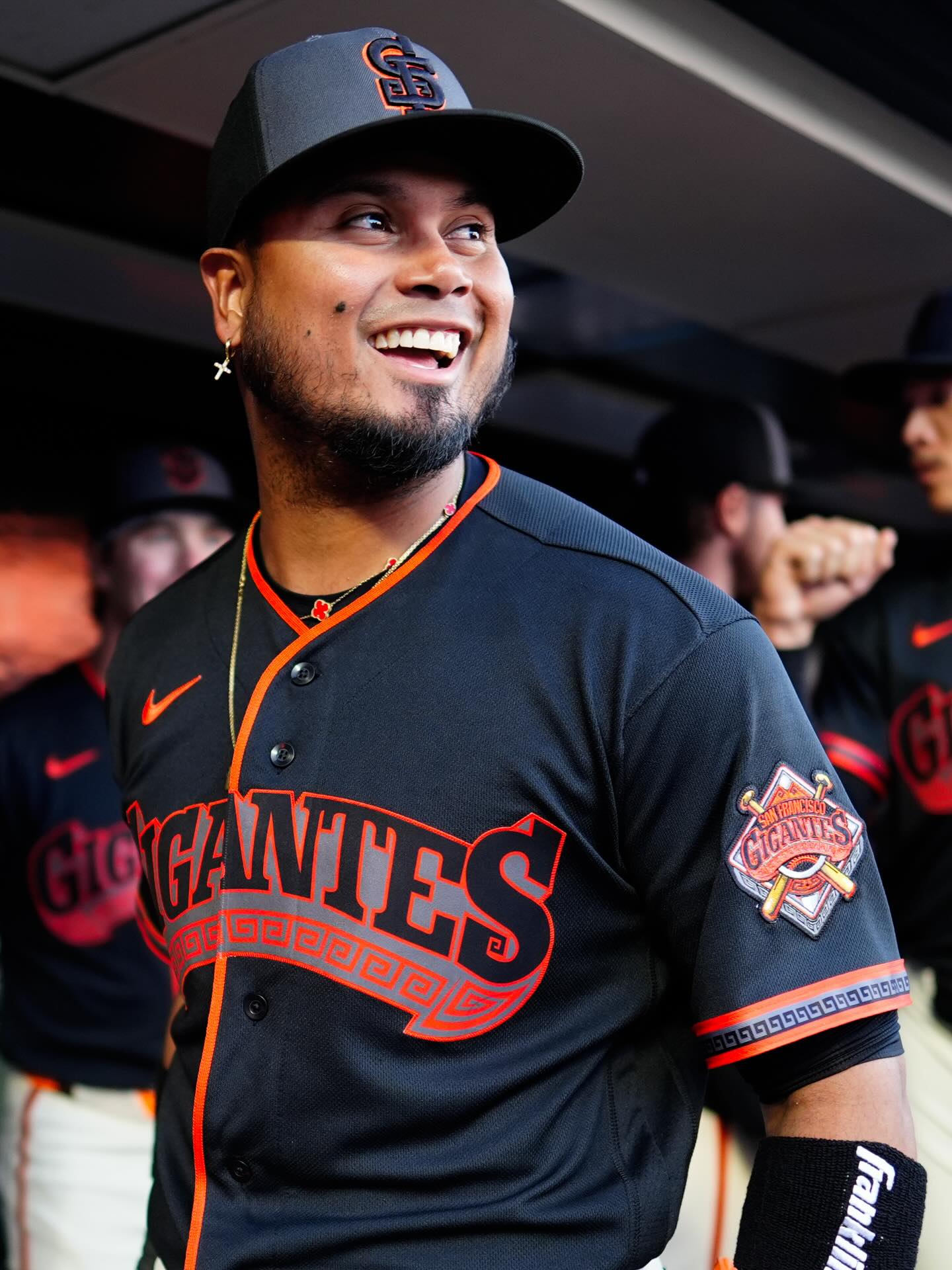 sf giants jersey dress The on-field debut of the new Gigantes uniform 👀 Baseball jersey