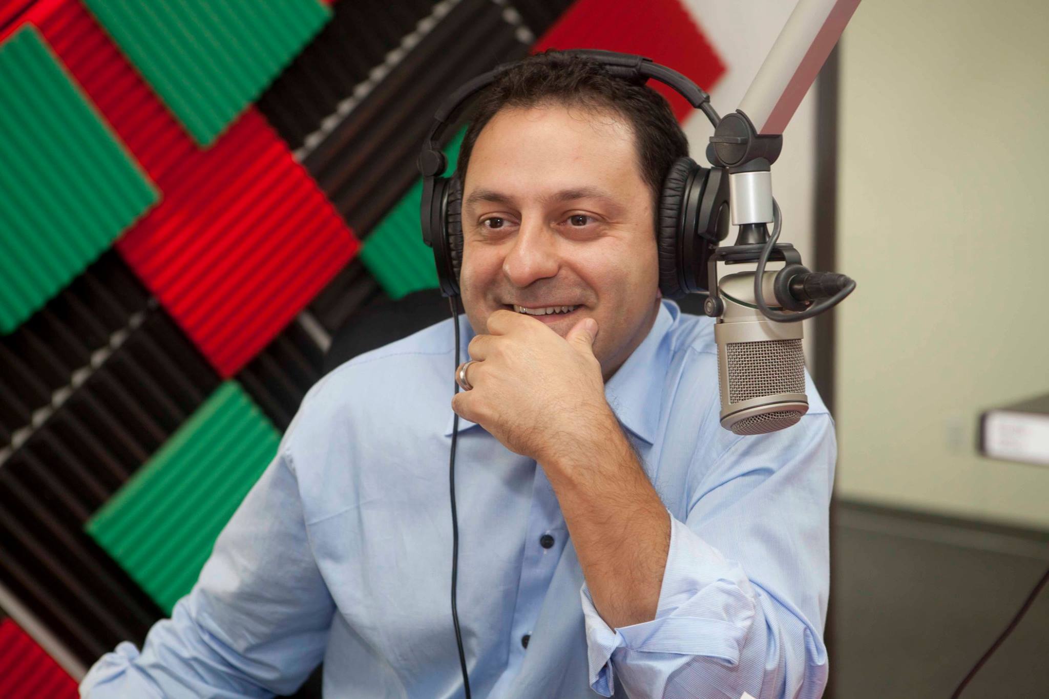 Radio Hamrah - Today on Radio Hamrah: Mr. Moazeni on Salam... | Facebook