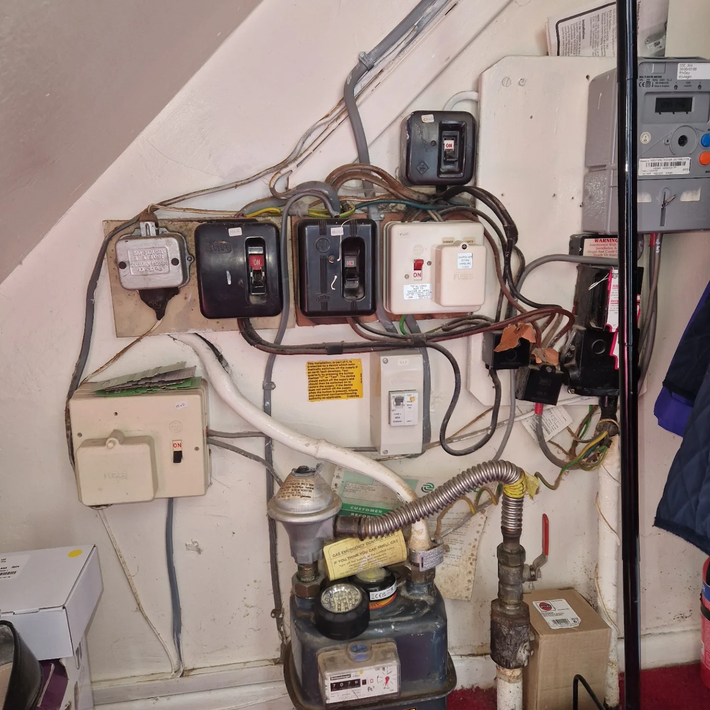 R&M Electrical SW Ltd | Cardiff