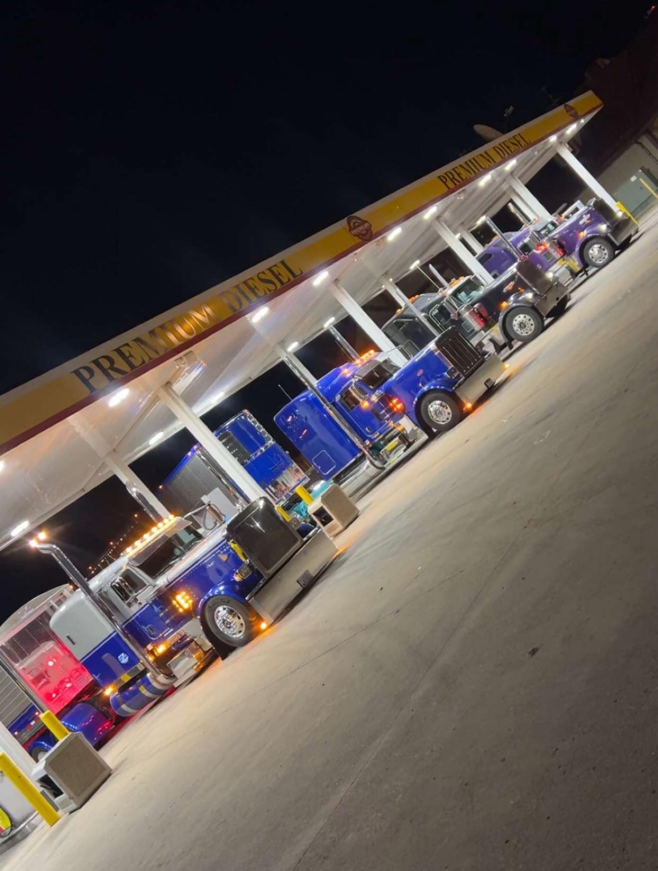 WI Big Rigs - WI Big Rigs added a new photo.