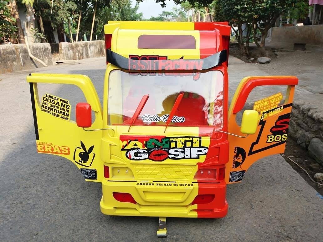 Miniatur truk Posts Facebook
