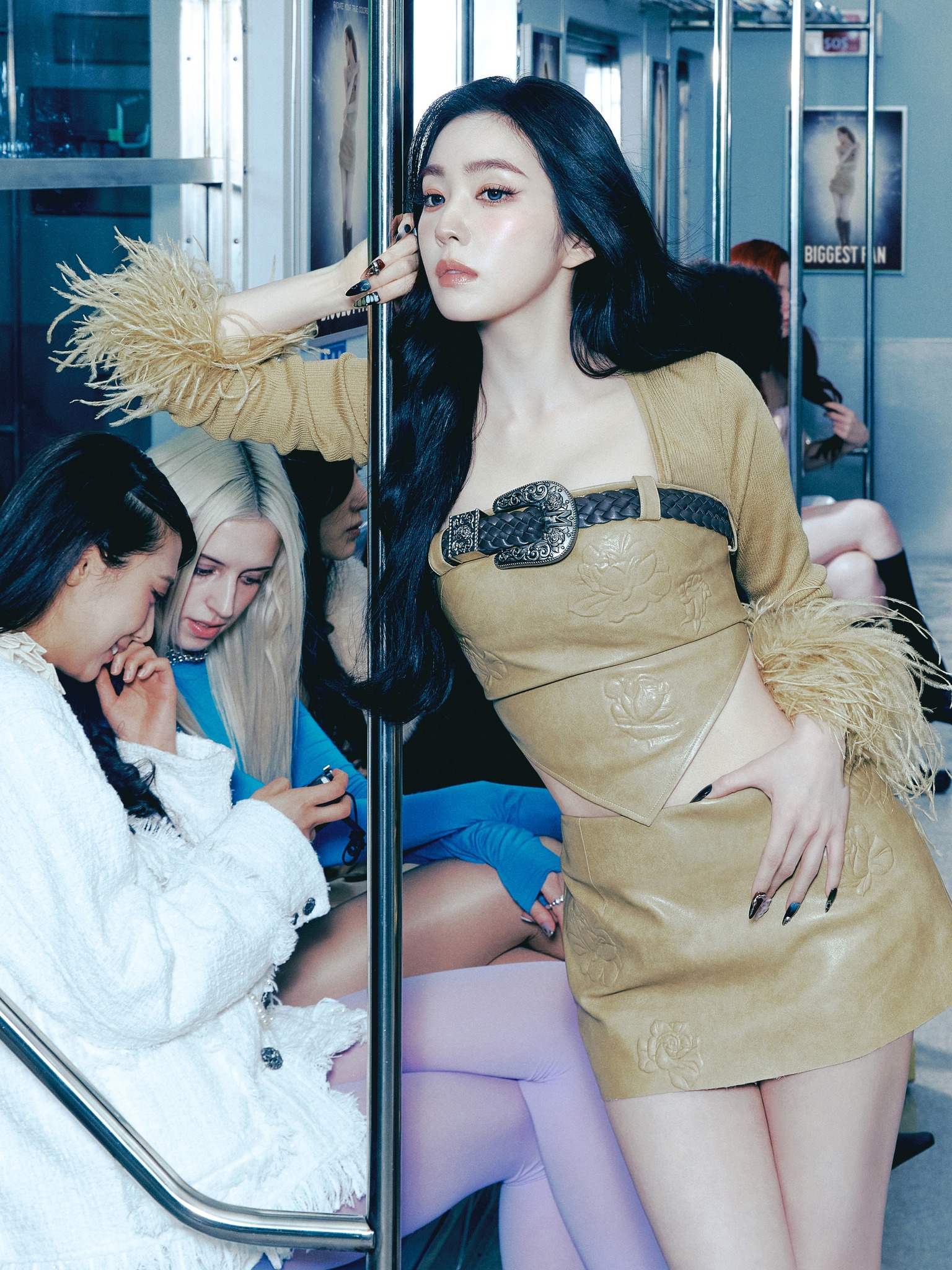Red Velvet Irene アイリーン biggest fan パーカー IRENE 아이린 'Biggest Fan' MV Images IRENE The 1st Album 【Biggest
