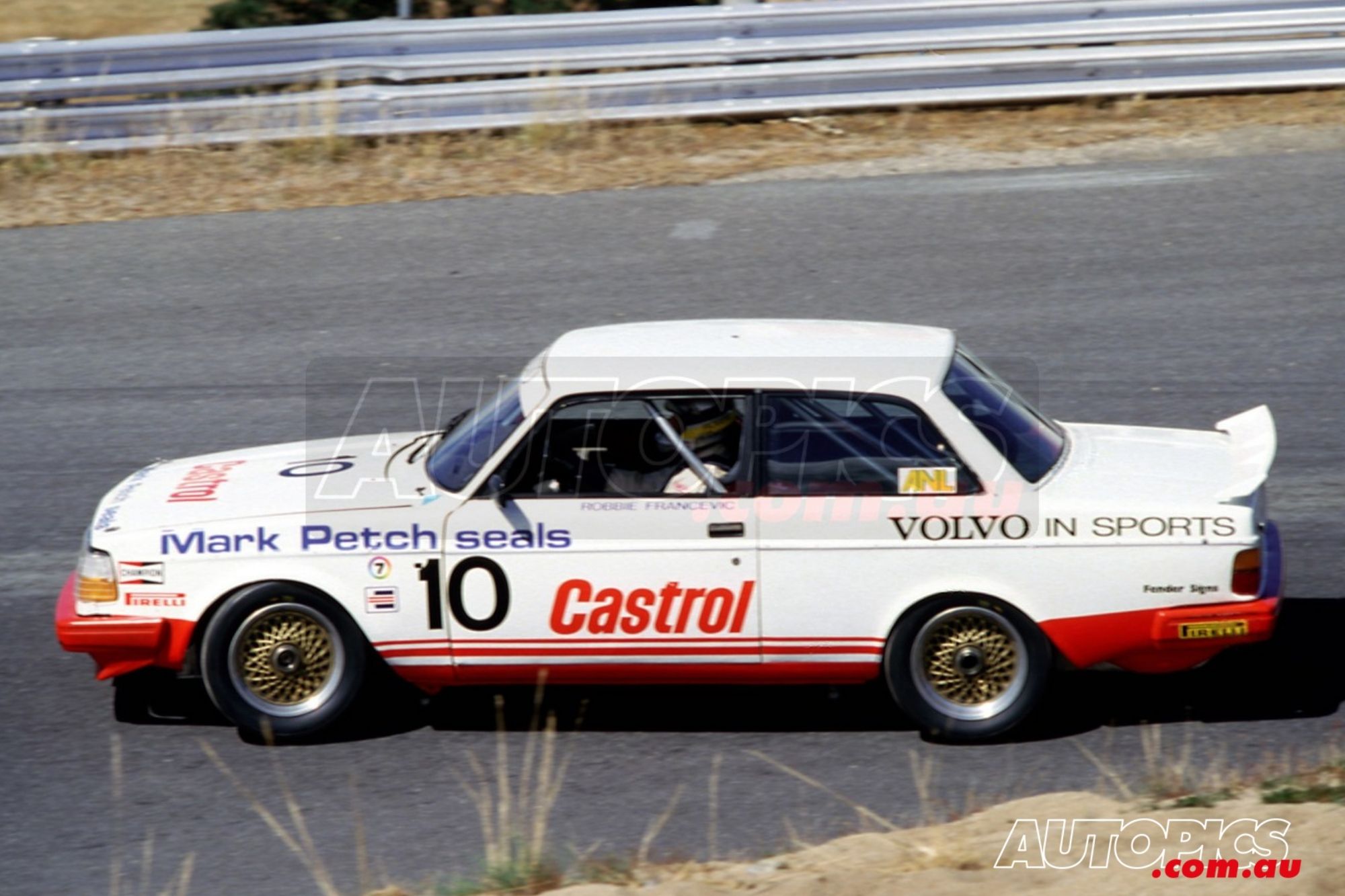 Autopics.com.au - When Volvo ruled Australian touring... | Facebook