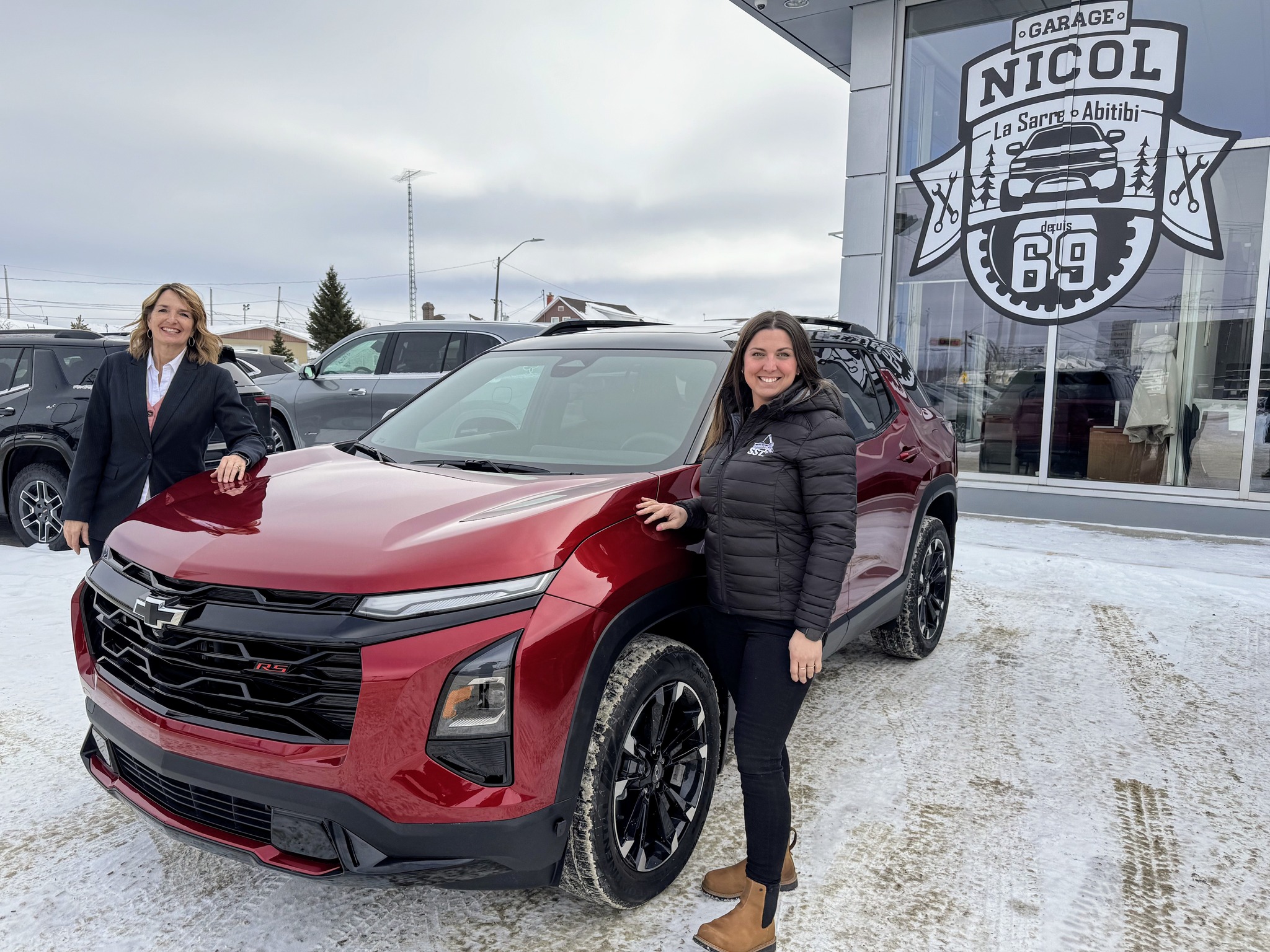 Nicol - Félicitations à 𝐒𝐚𝐧𝐝𝐫𝐚 𝐋𝐚𝐛𝐛𝐞́ pour la livraison de son tout ...