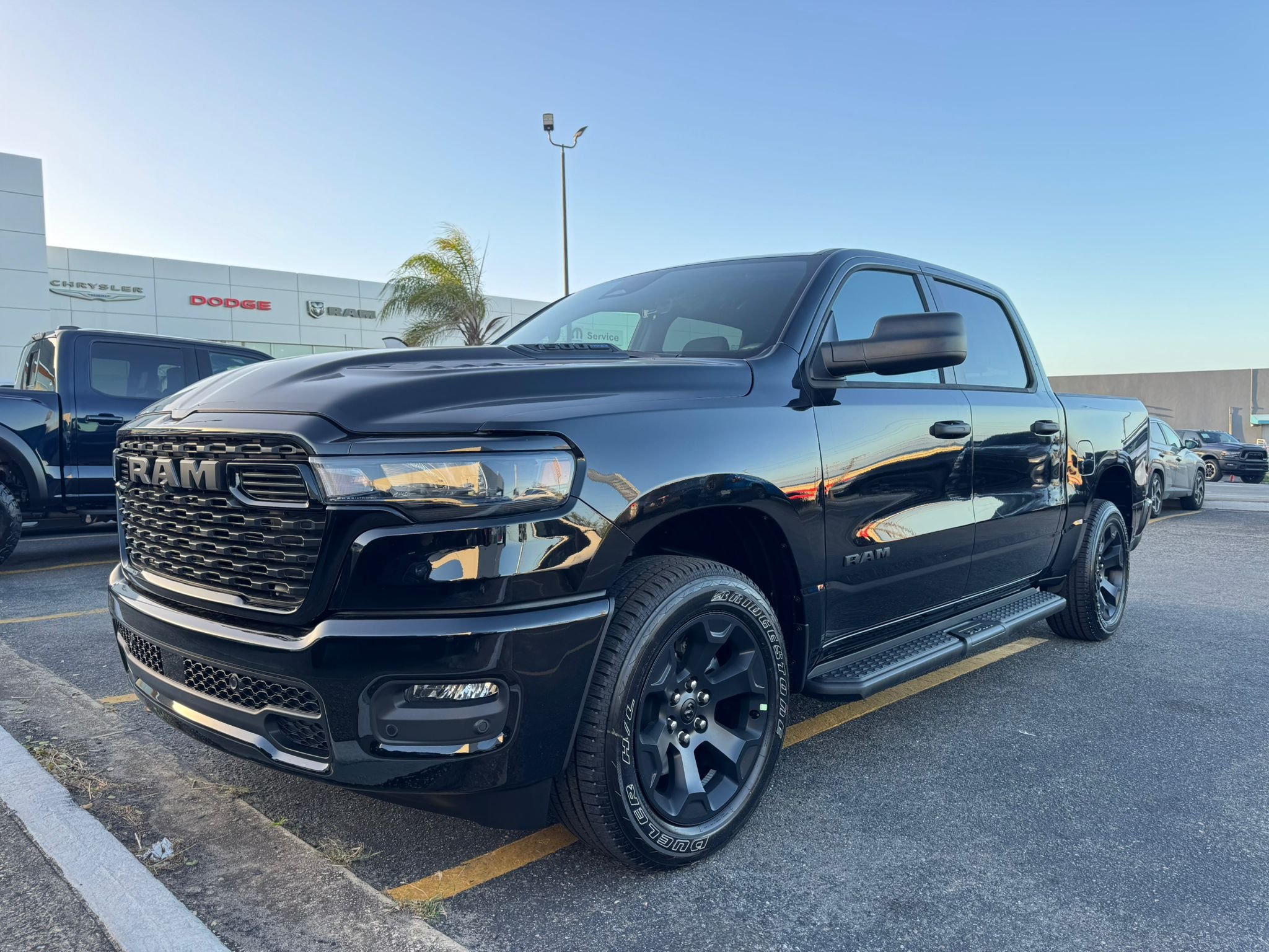 2026 RAM 1500 BLACK EXPRESS nueva! $48,995 - Commercial Trucks ...
