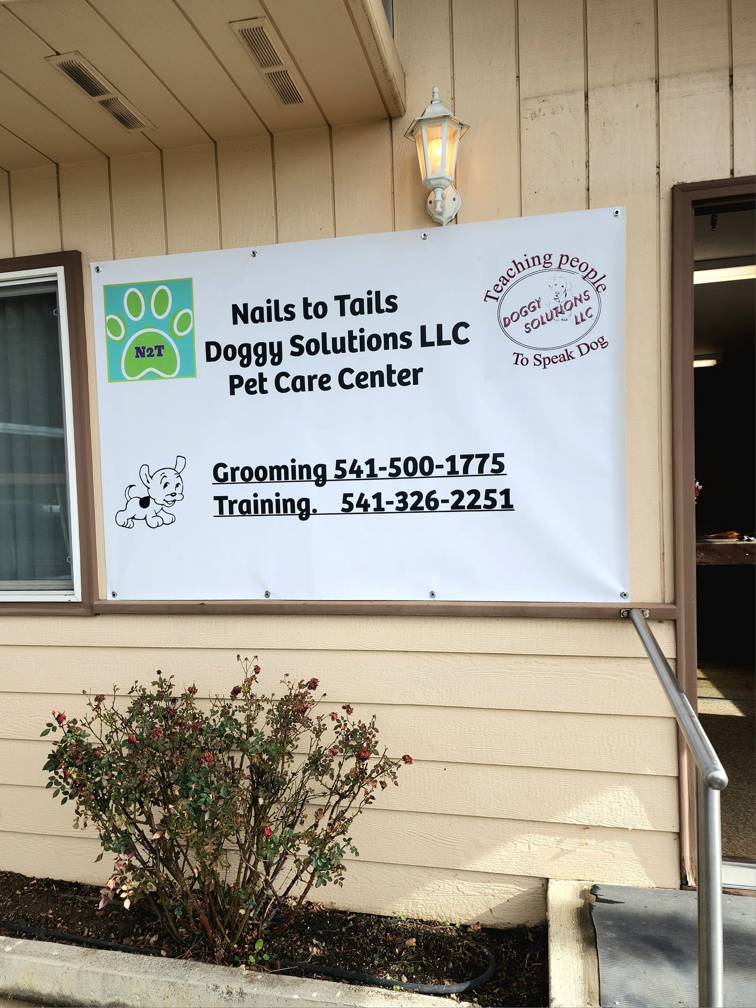 Nails 2 Tails Pet Care Center | Medford OR