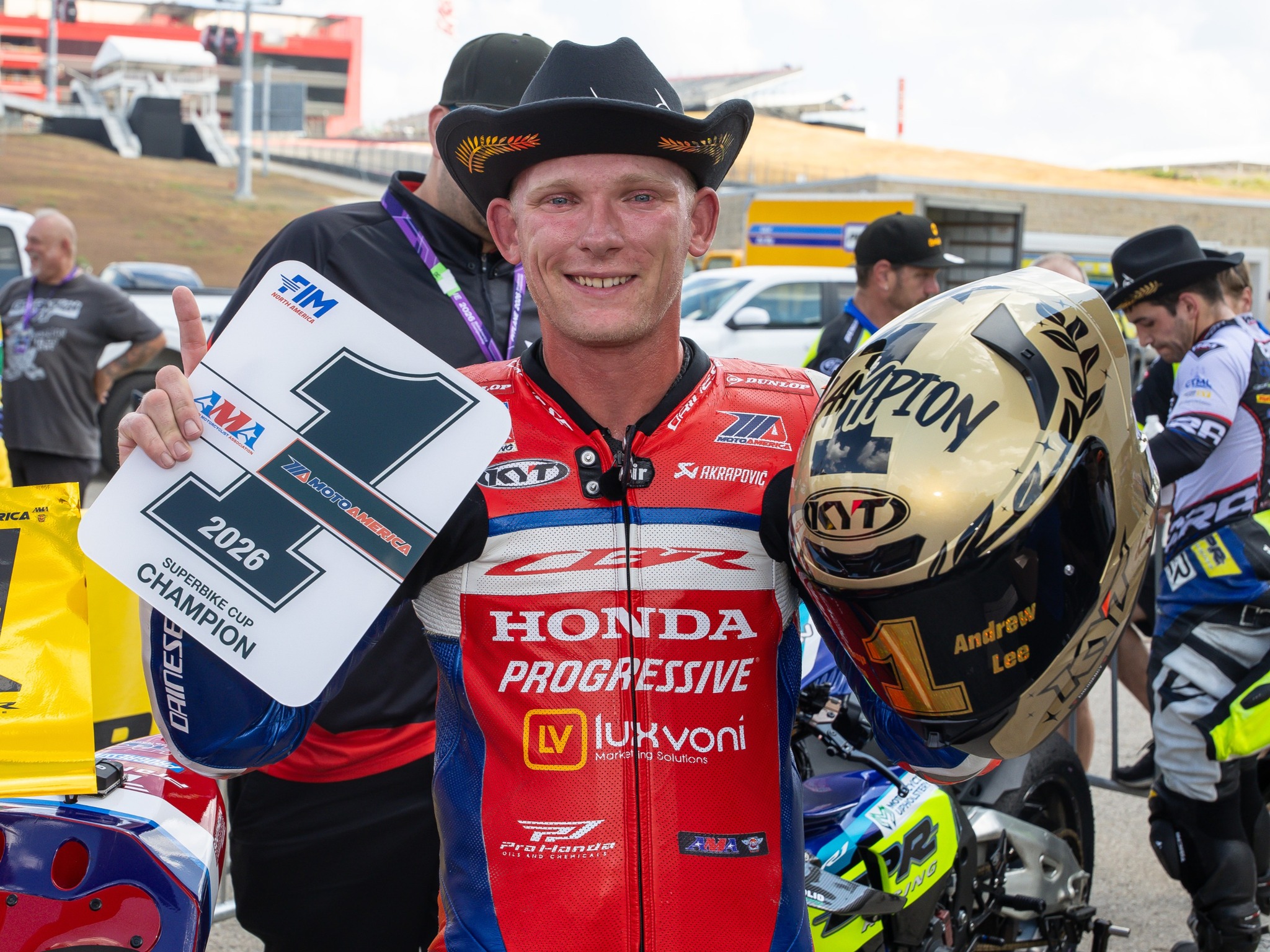 ちゃーりーさま Andrew Lee has officially secured the 2026 Superbike Cup