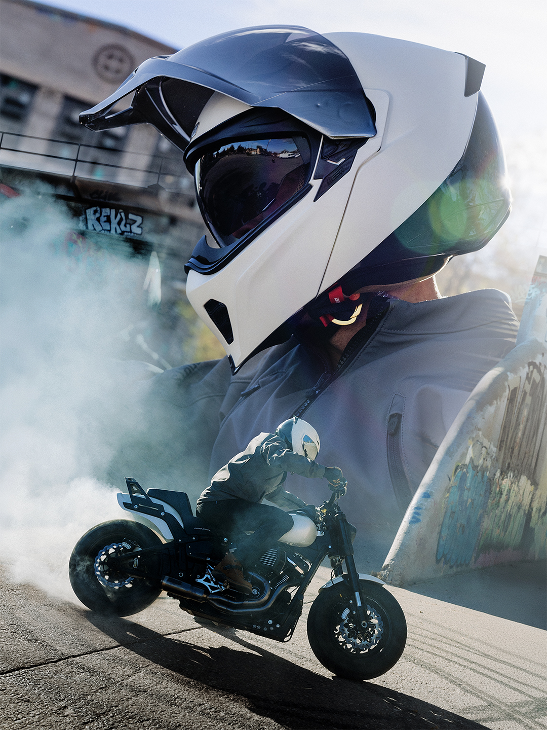ICON AIRFORM RETRO JACKET LG シルバー/ブラック Icon - The Airform Retro Jacket features a relaxed-fit chassis is