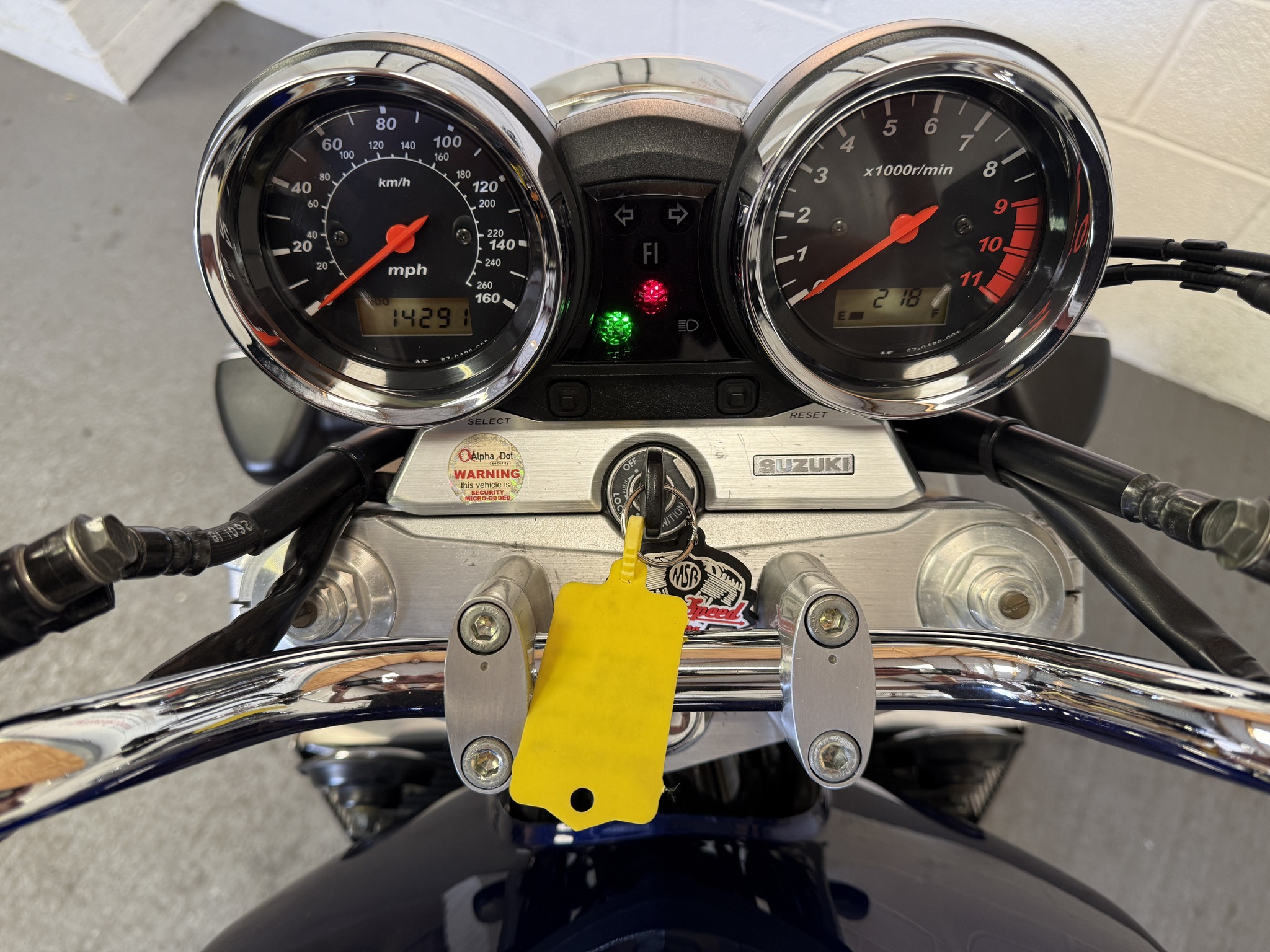 SUZUKI GSX1400-K4, £8995, BLUE/WHITE, 2004/04, ONLY 14291 MILES