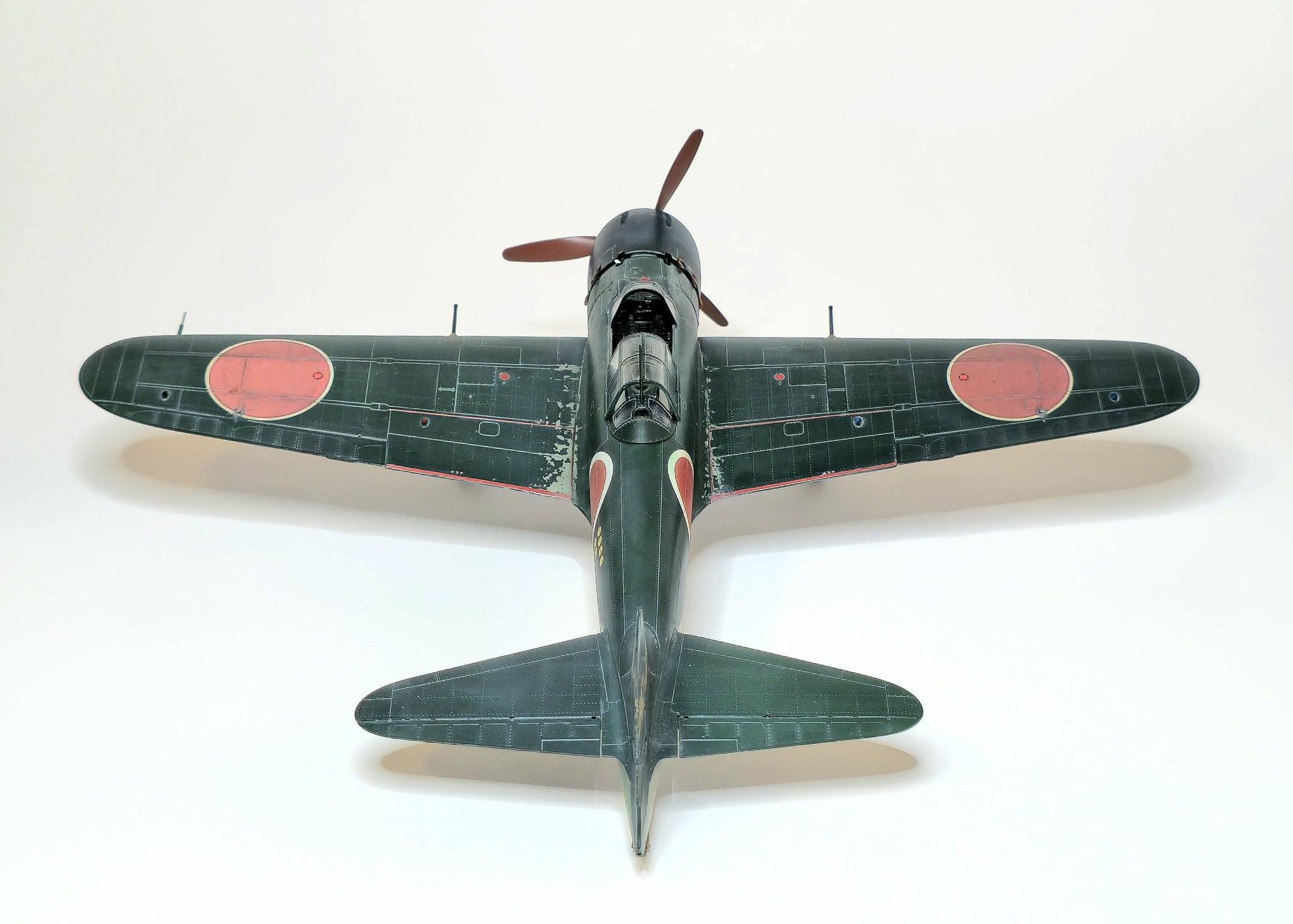 ZEROPOD_A   新品未使用 A6M5 Zero Type 52a 1/48! Built by Paolo Portuesi. Marking option