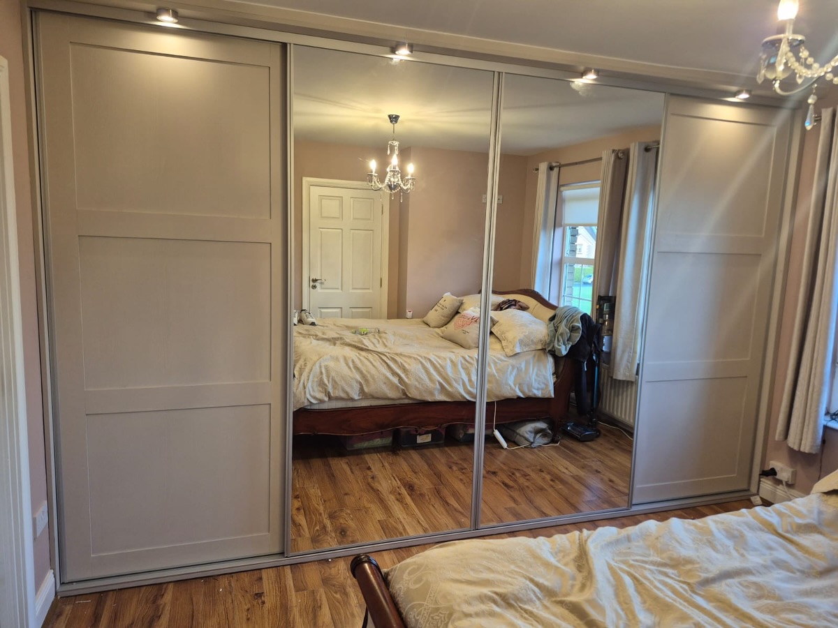 Classic Sliding Robes / Kitchens | Kinsaley