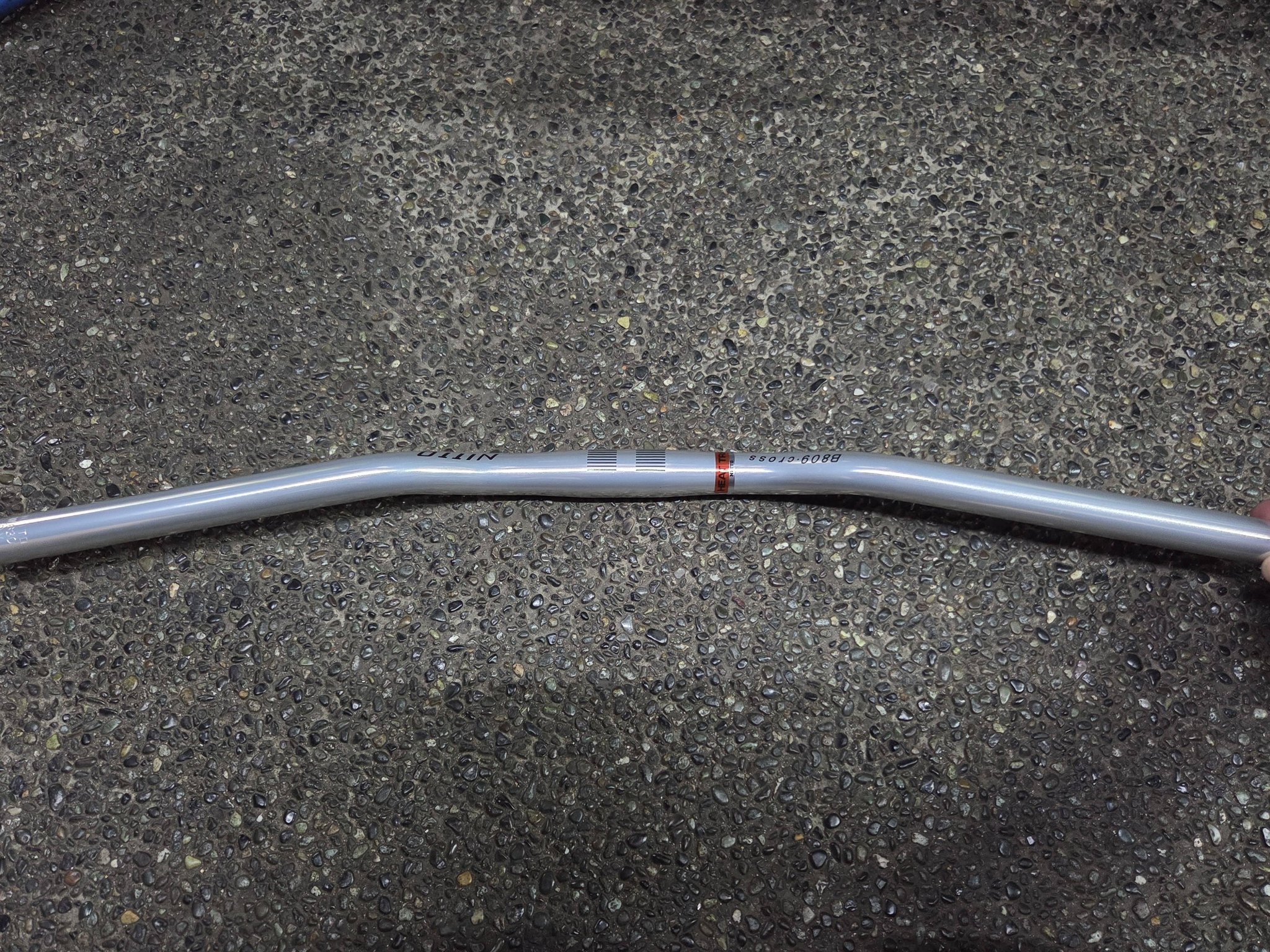 Nitto Japan B809 Cross Aluminum Bar Silver 25.4 bar clamp 630mm