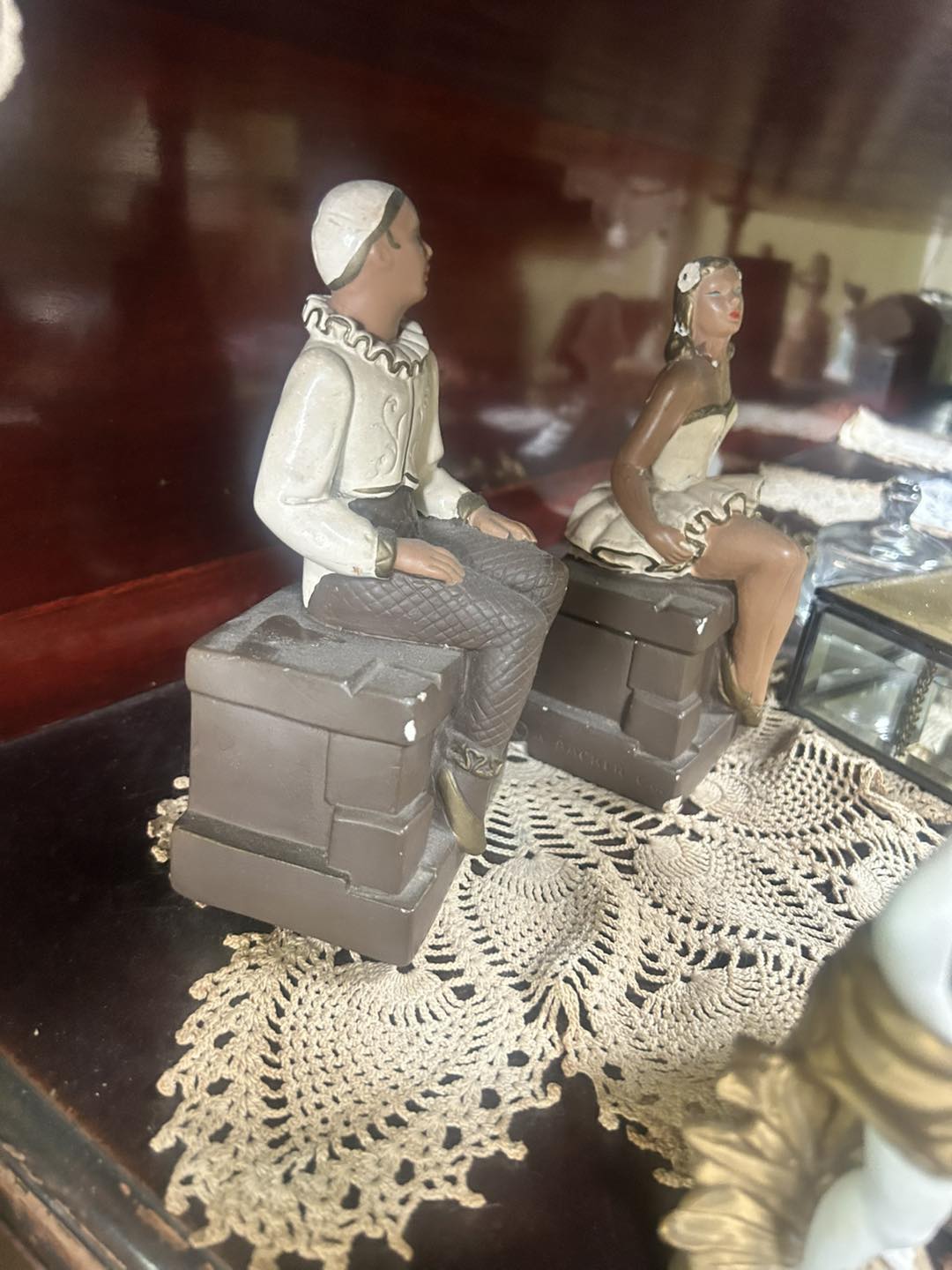 Antique turn-of-the-century chalk wear figurines. $22 pair 🎩👒