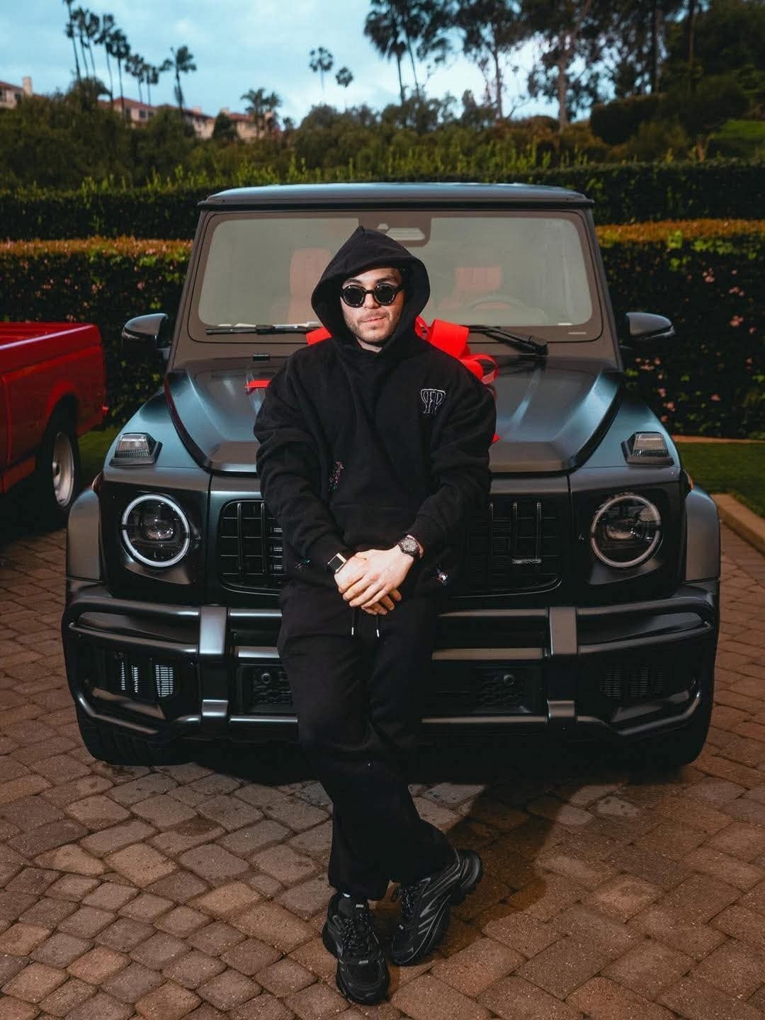 La - #Farándula | ¡LUJO SOBRE RUEDAS! 🚘🔥 El cantante Tito Double P ...