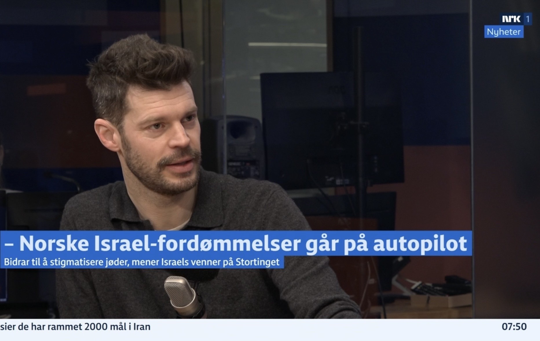 Bjørnar Moxnes - Rødt