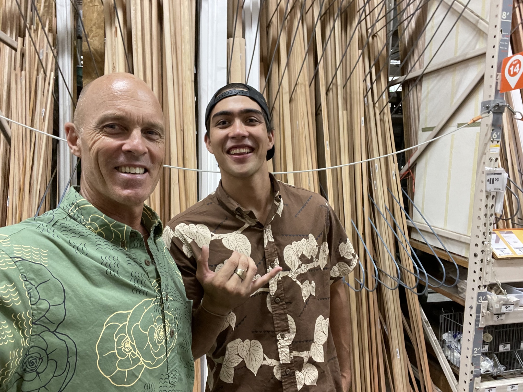 Sig Zane x Fitted Hawaiʻi available now in-store in Hilo, at Sig