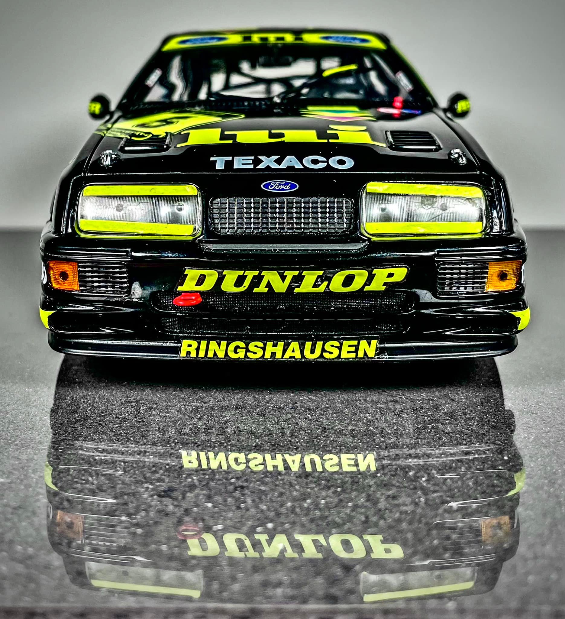 Minichamps 1988 Ford Sierra RS500 Cosworth DTM model review