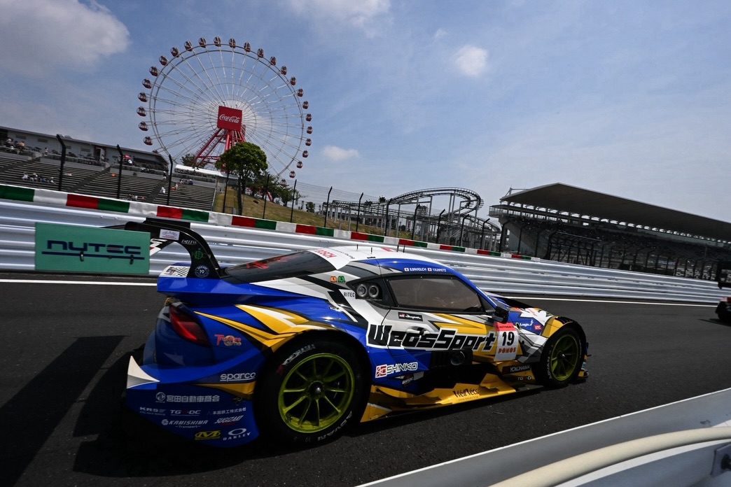 数量限定、WedsSport Racing Gals（南真琴さん、成沢紫音さん、有栖未
