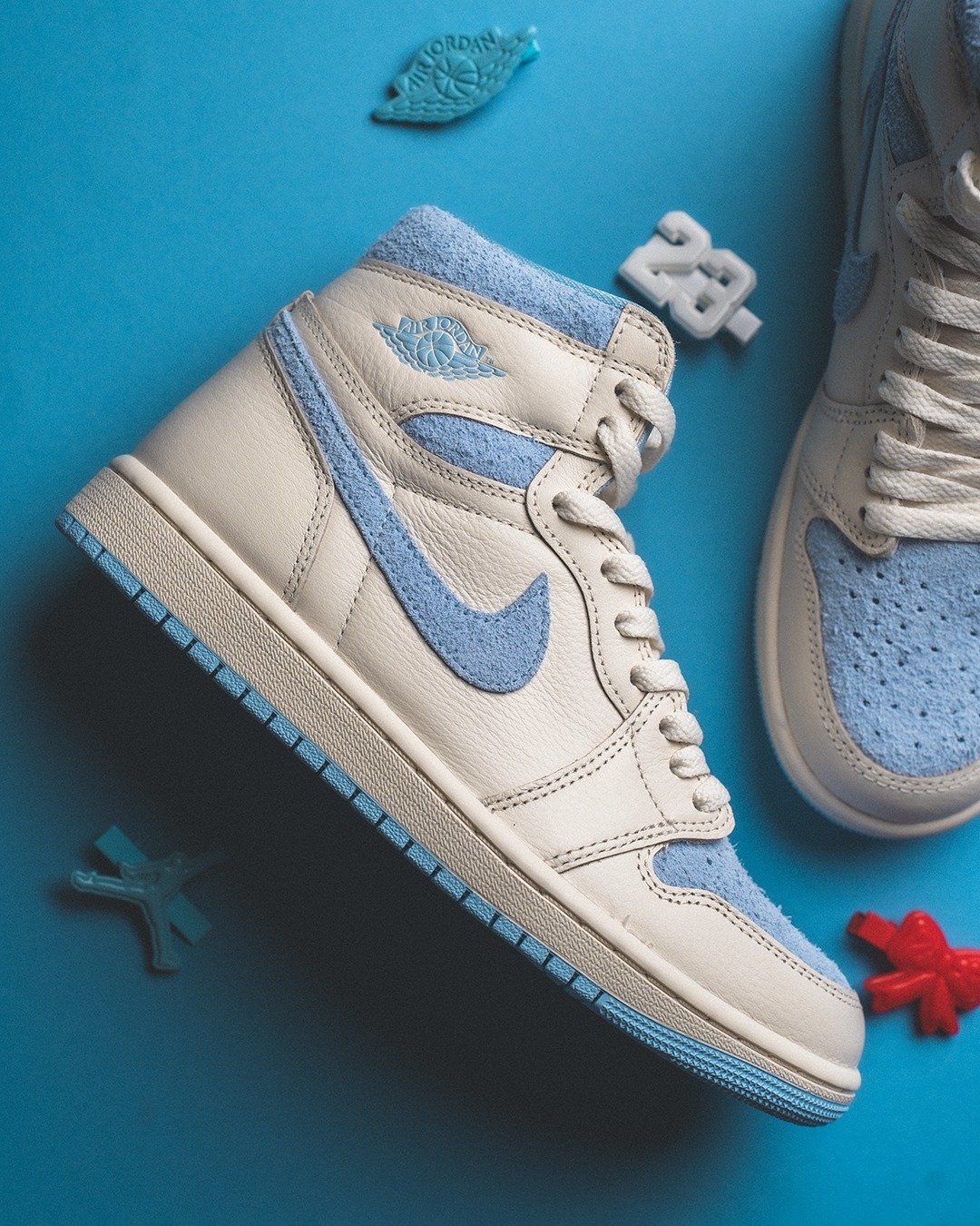 Online Now! Nike Air Jordan 1 High OG 