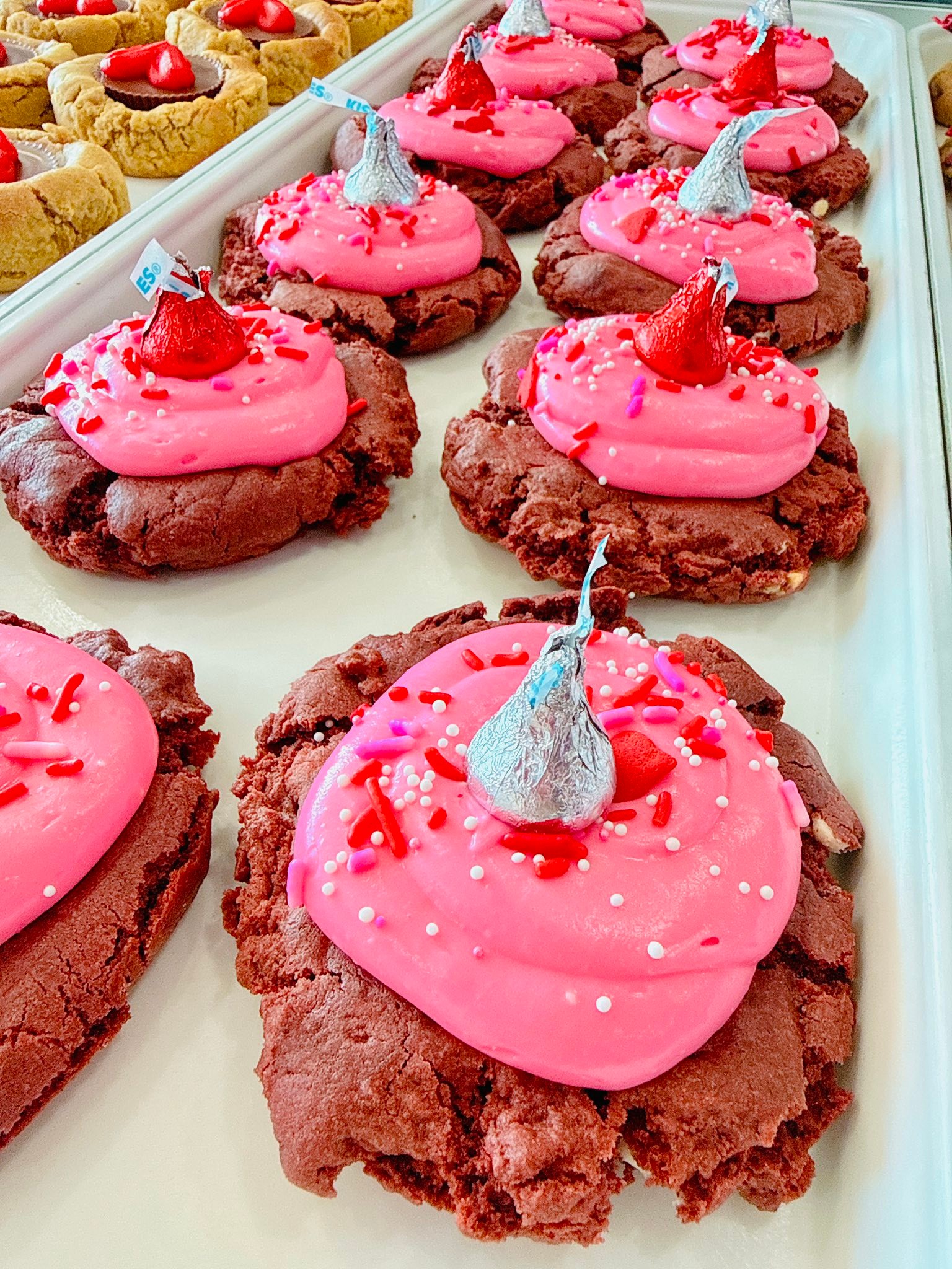 Sweetness - Happy Tuesday, cookie friends! It’s VALENTINES WEEK! We ...