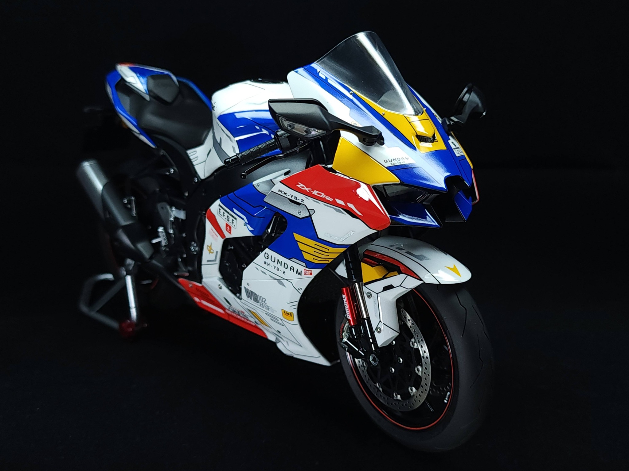1/9 Kawasaki ZX-10R GUNDAM RX-78-2