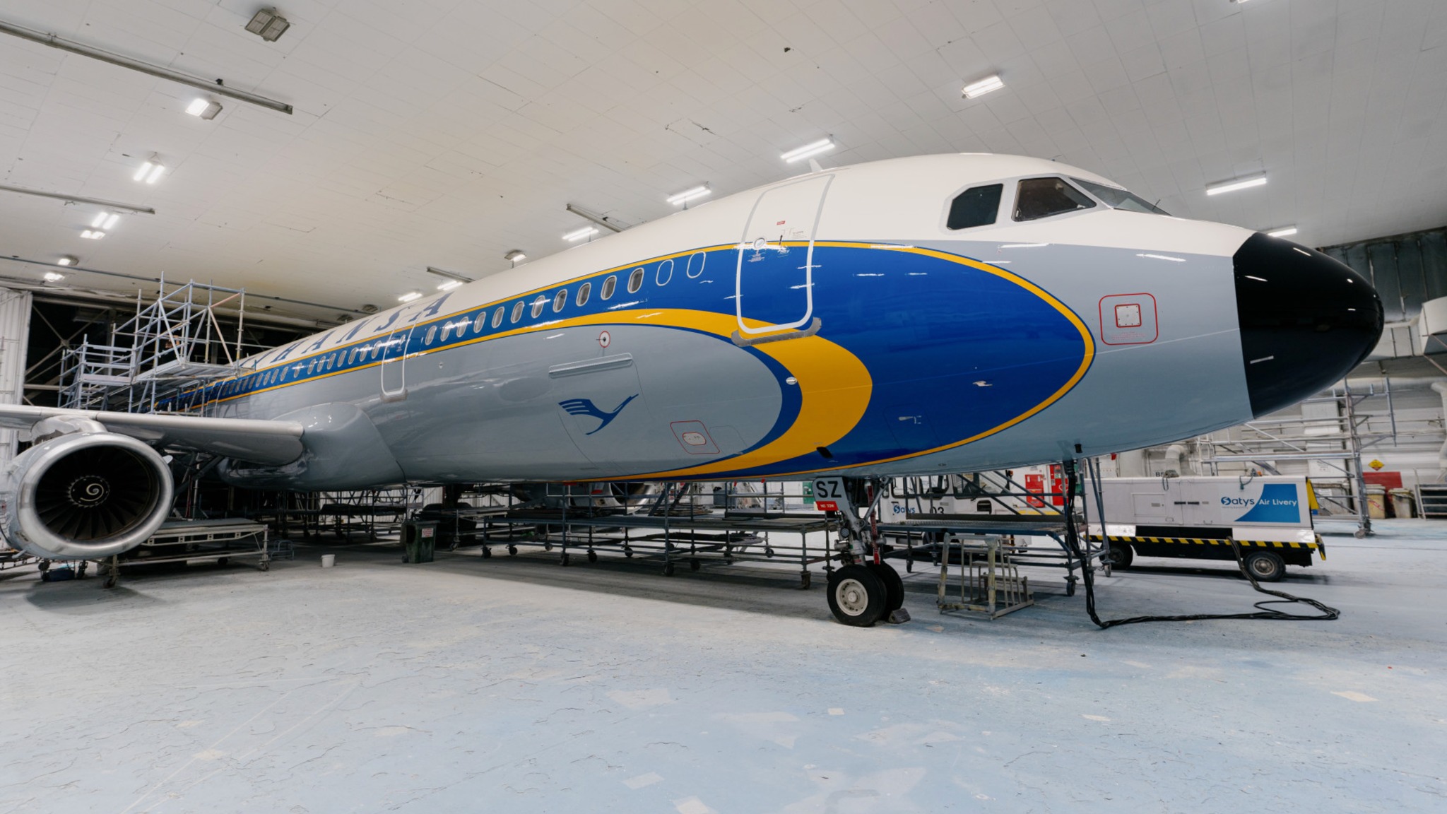 Lufthansa has repainted an A321, this time D-AISZ in a retro