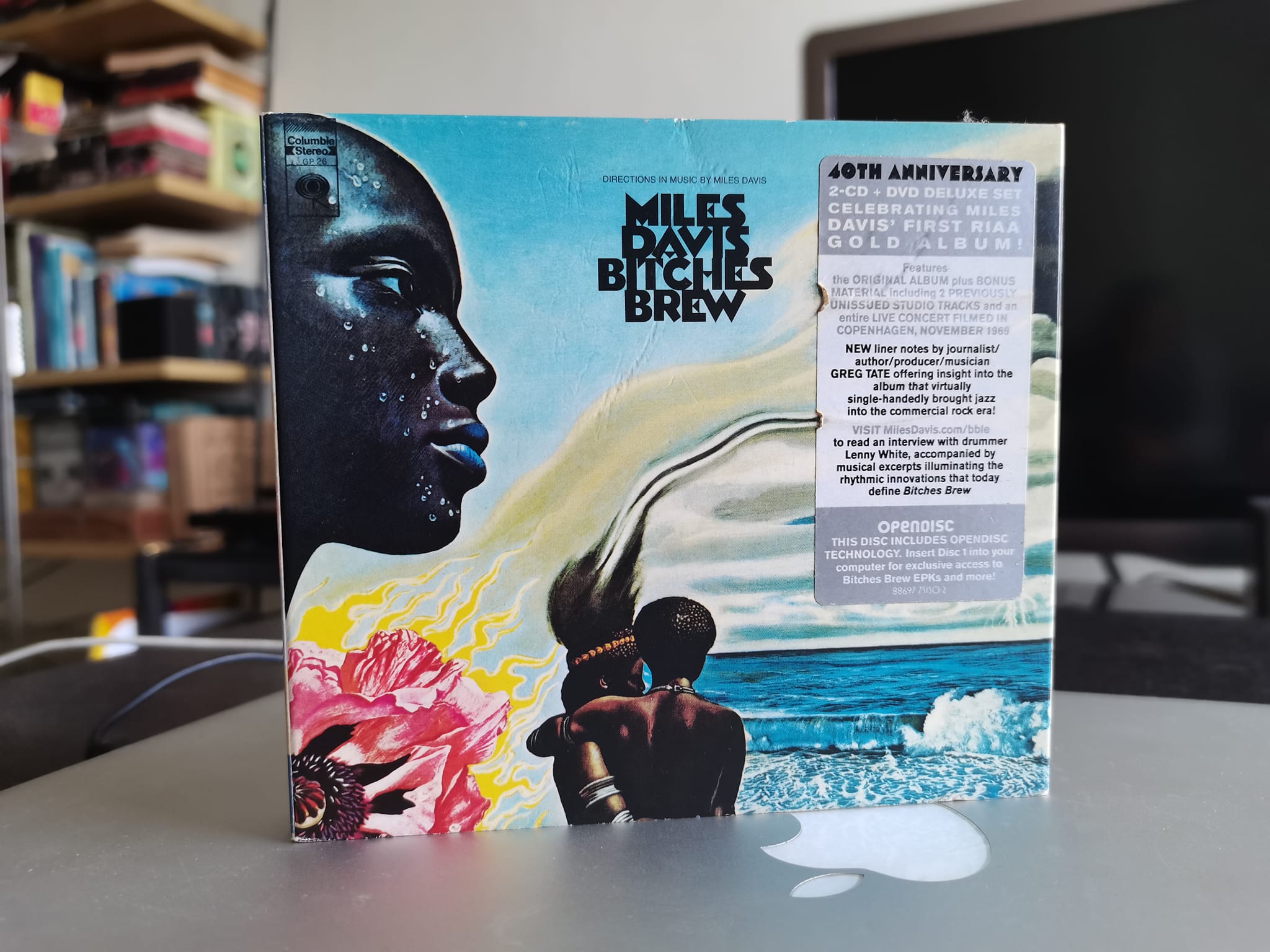 morning music MILES DAVIS / BITCHES BREW - 40TH ANNIVERSARY (2010)