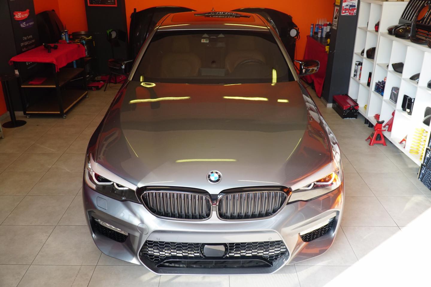 GOOD Go - Bmw G30 m5 body kit, grill, diffuser, side...
