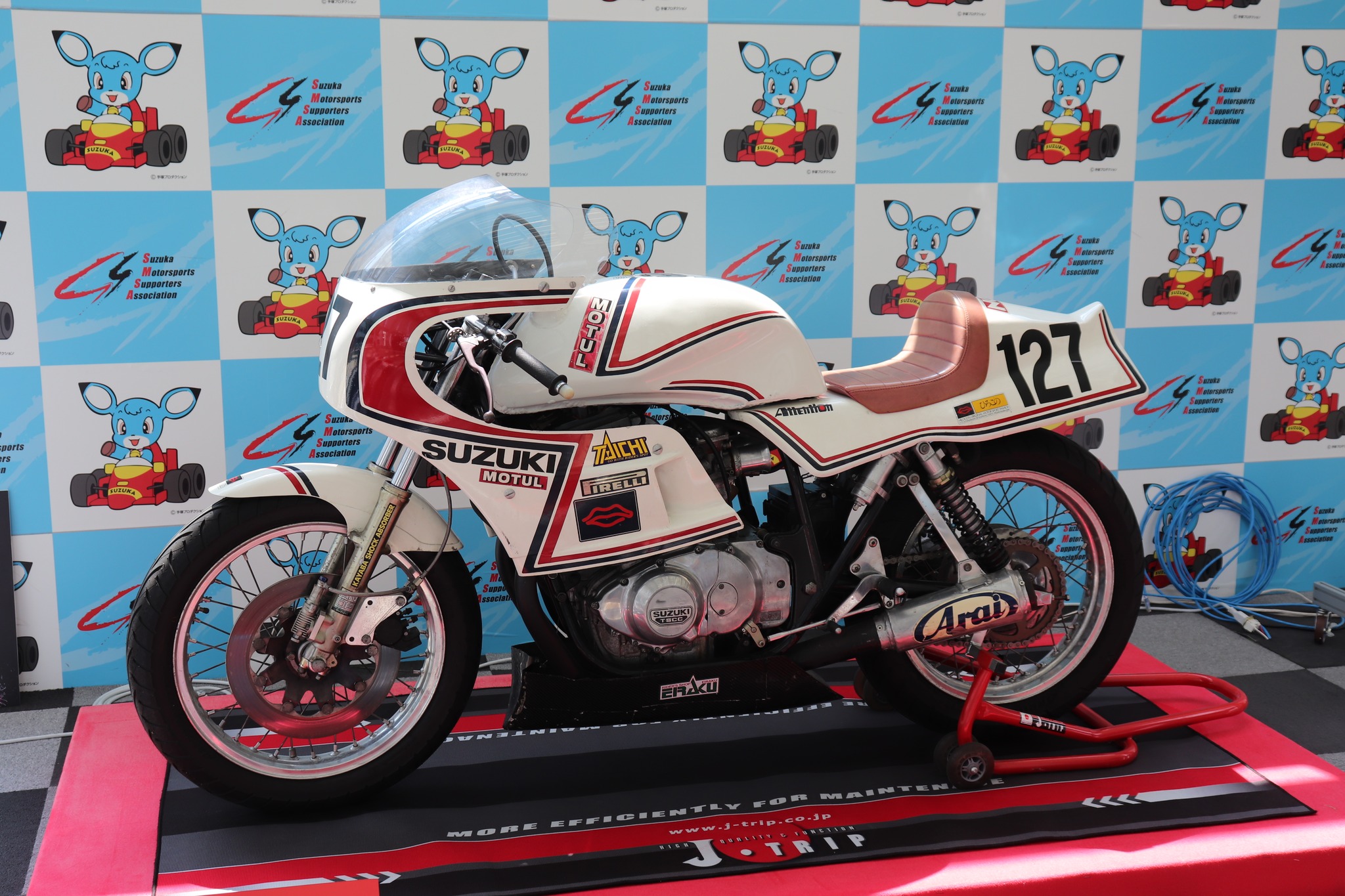 1981年鈴鹿4耐出場「スズキGSX400E」（堀ひろ子／今里峰子）、本日