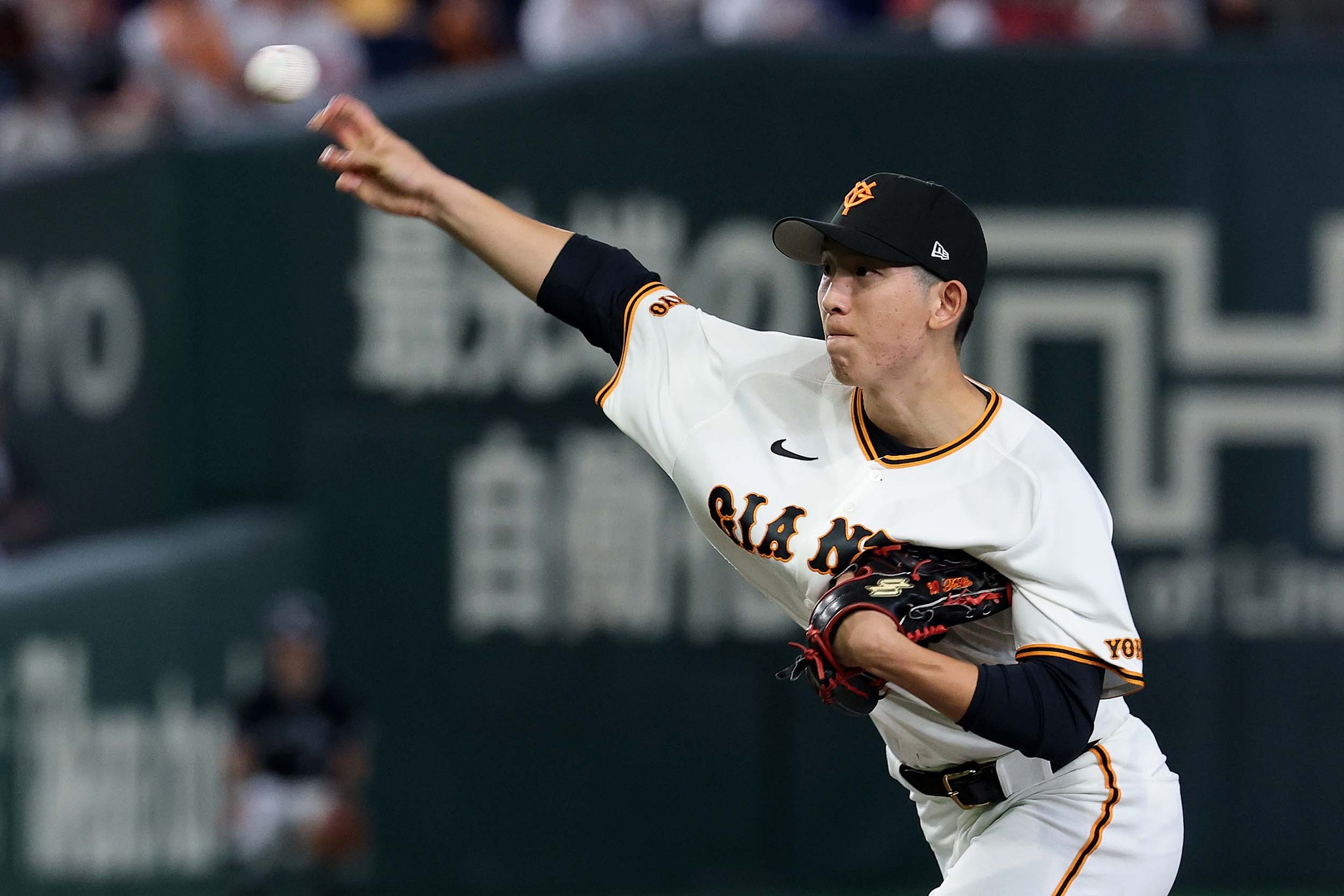 読売ジャイアンツ - 本日11月4日は脇谷亮太選手の35歳の誕生日です